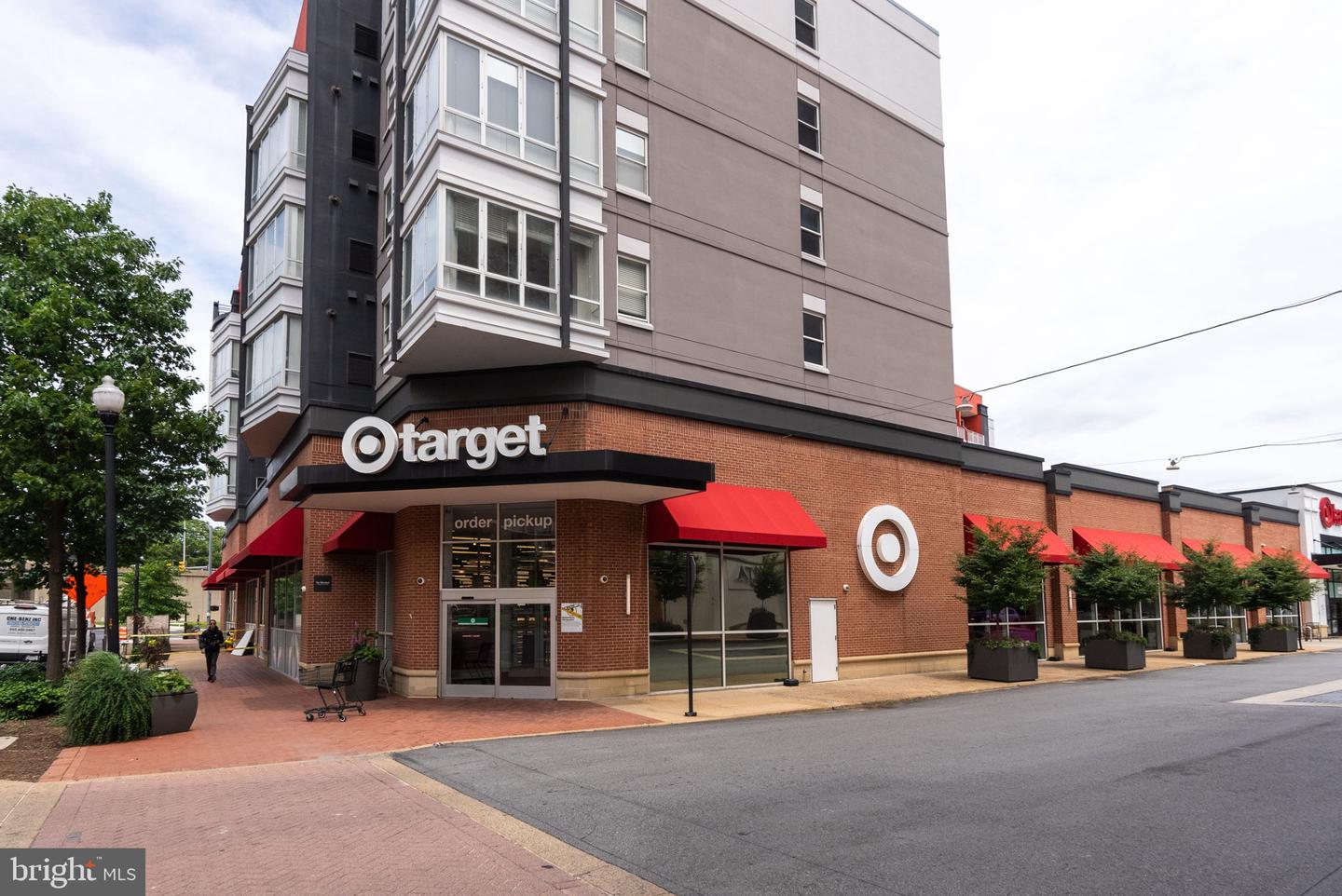 1101 S ARLINGTON RIDGE RD #1107, ARLINGTON, Virginia 22202, 2 Bedrooms Bedrooms, 8 Rooms Rooms,2 BathroomsBathrooms,Residential,For sale,1101 S ARLINGTON RIDGE RD #1107,VAAR2056950 MLS # VAAR2056950