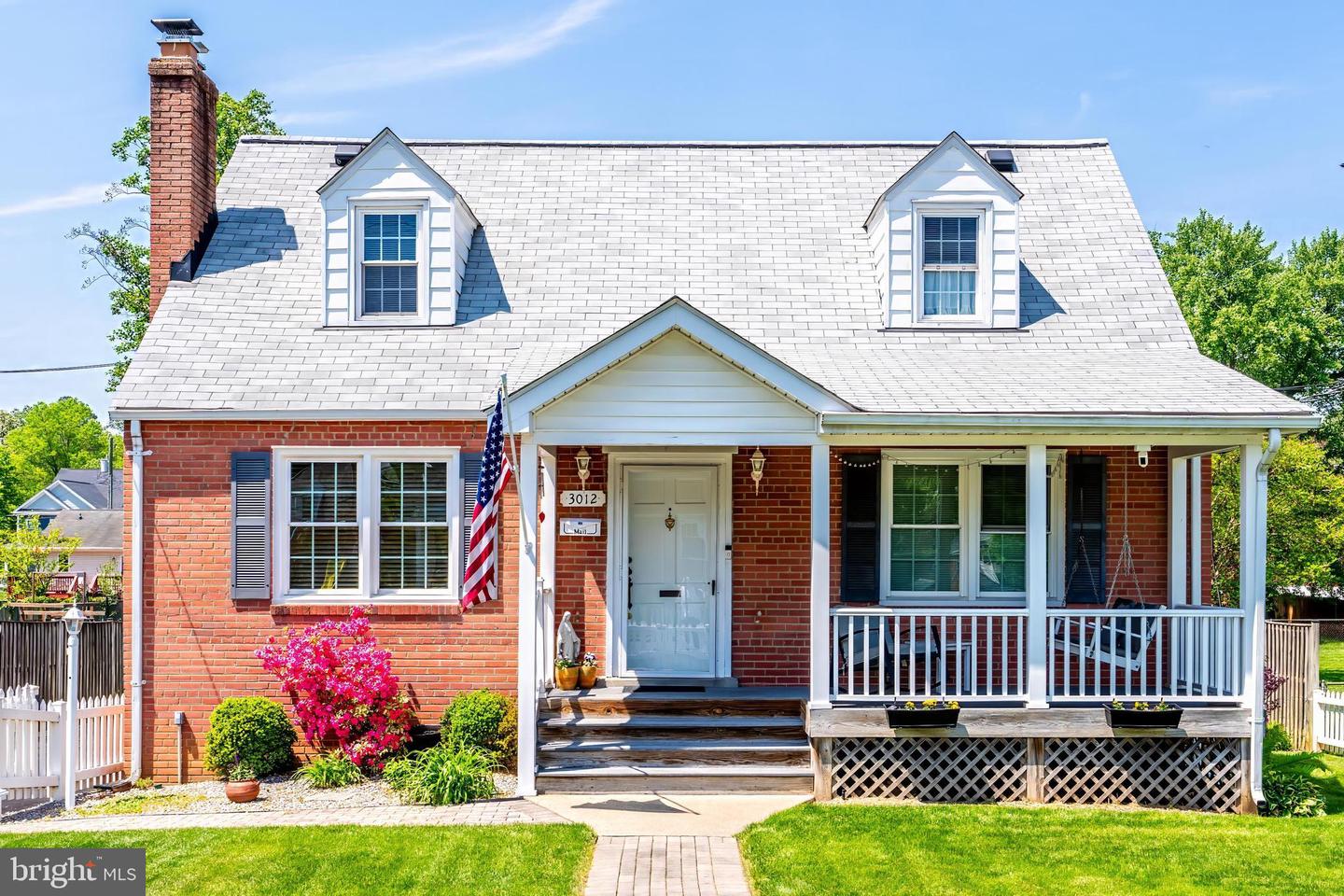 3012 LAWRENCE DR, FALLS CHURCH, Virginia 22042, 3 Bedrooms Bedrooms, ,2 BathroomsBathrooms,Residential,For sale,3012 LAWRENCE DR,VAFX2238402 MLS # VAFX2238402