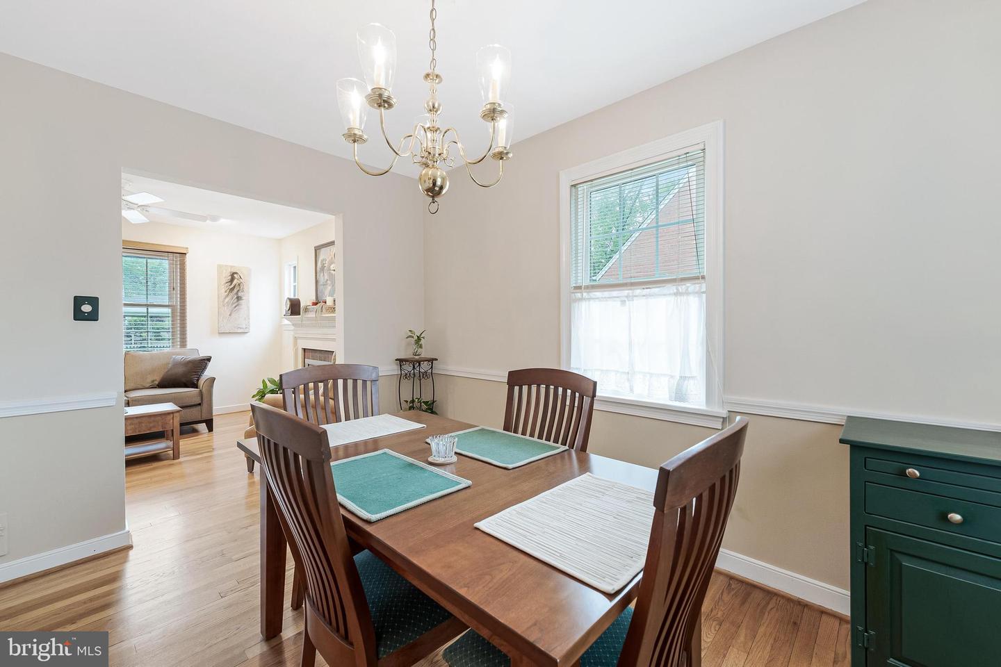 3012 LAWRENCE DR, FALLS CHURCH, Virginia 22042, 3 Bedrooms Bedrooms, ,2 BathroomsBathrooms,Residential,For sale,3012 LAWRENCE DR,VAFX2238402 MLS # VAFX2238402
