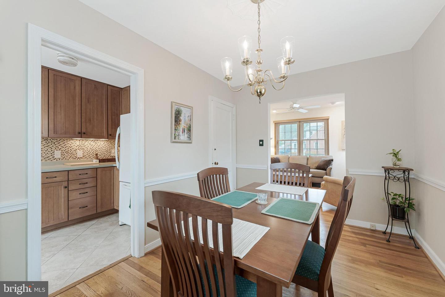 3012 LAWRENCE DR, FALLS CHURCH, Virginia 22042, 3 Bedrooms Bedrooms, ,2 BathroomsBathrooms,Residential,For sale,3012 LAWRENCE DR,VAFX2238402 MLS # VAFX2238402