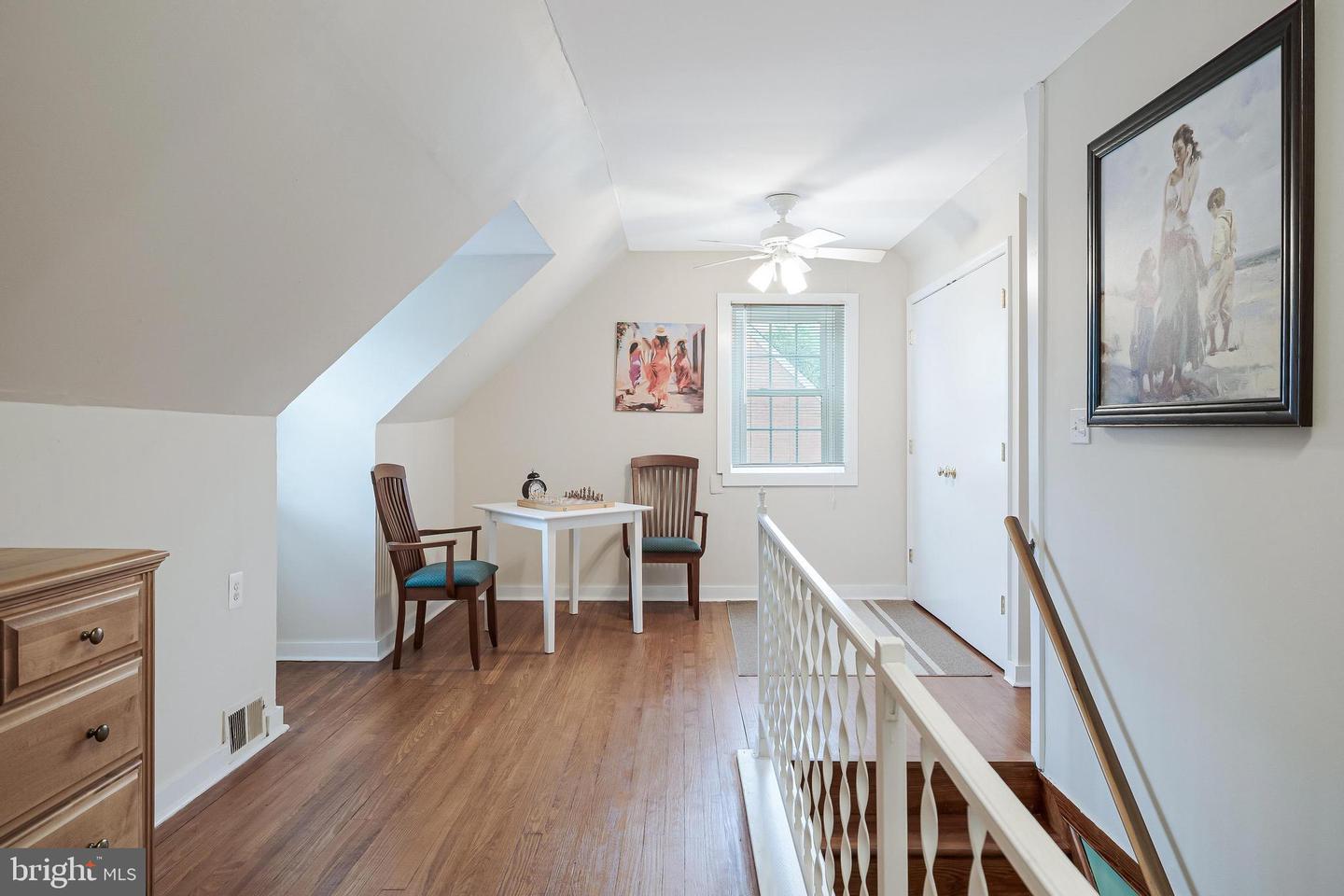 3012 LAWRENCE DR, FALLS CHURCH, Virginia 22042, 3 Bedrooms Bedrooms, ,2 BathroomsBathrooms,Residential,For sale,3012 LAWRENCE DR,VAFX2238402 MLS # VAFX2238402