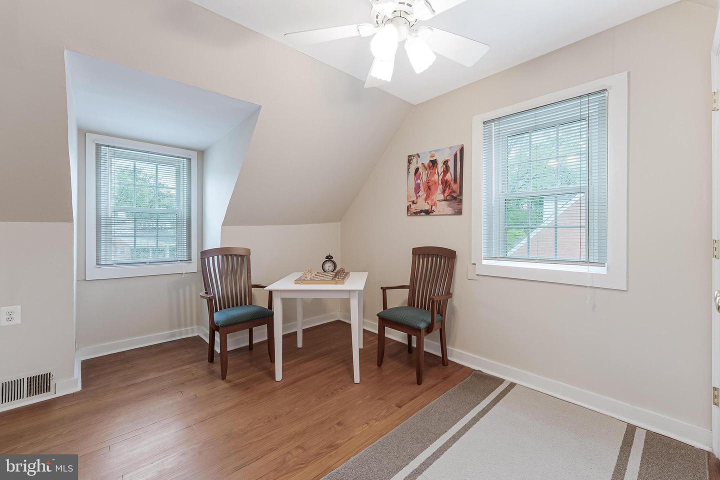 3012 LAWRENCE DR, FALLS CHURCH, Virginia 22042, 3 Bedrooms Bedrooms, ,2 BathroomsBathrooms,Residential,For sale,3012 LAWRENCE DR,VAFX2238402 MLS # VAFX2238402