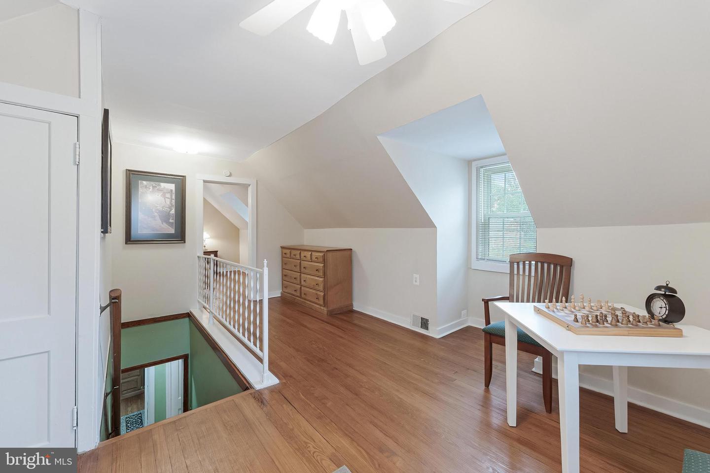 3012 LAWRENCE DR, FALLS CHURCH, Virginia 22042, 3 Bedrooms Bedrooms, ,2 BathroomsBathrooms,Residential,For sale,3012 LAWRENCE DR,VAFX2238402 MLS # VAFX2238402