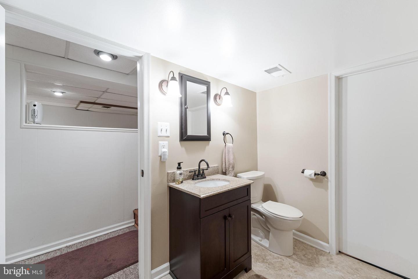 3012 LAWRENCE DR, FALLS CHURCH, Virginia 22042, 3 Bedrooms Bedrooms, ,2 BathroomsBathrooms,Residential,For sale,3012 LAWRENCE DR,VAFX2238402 MLS # VAFX2238402