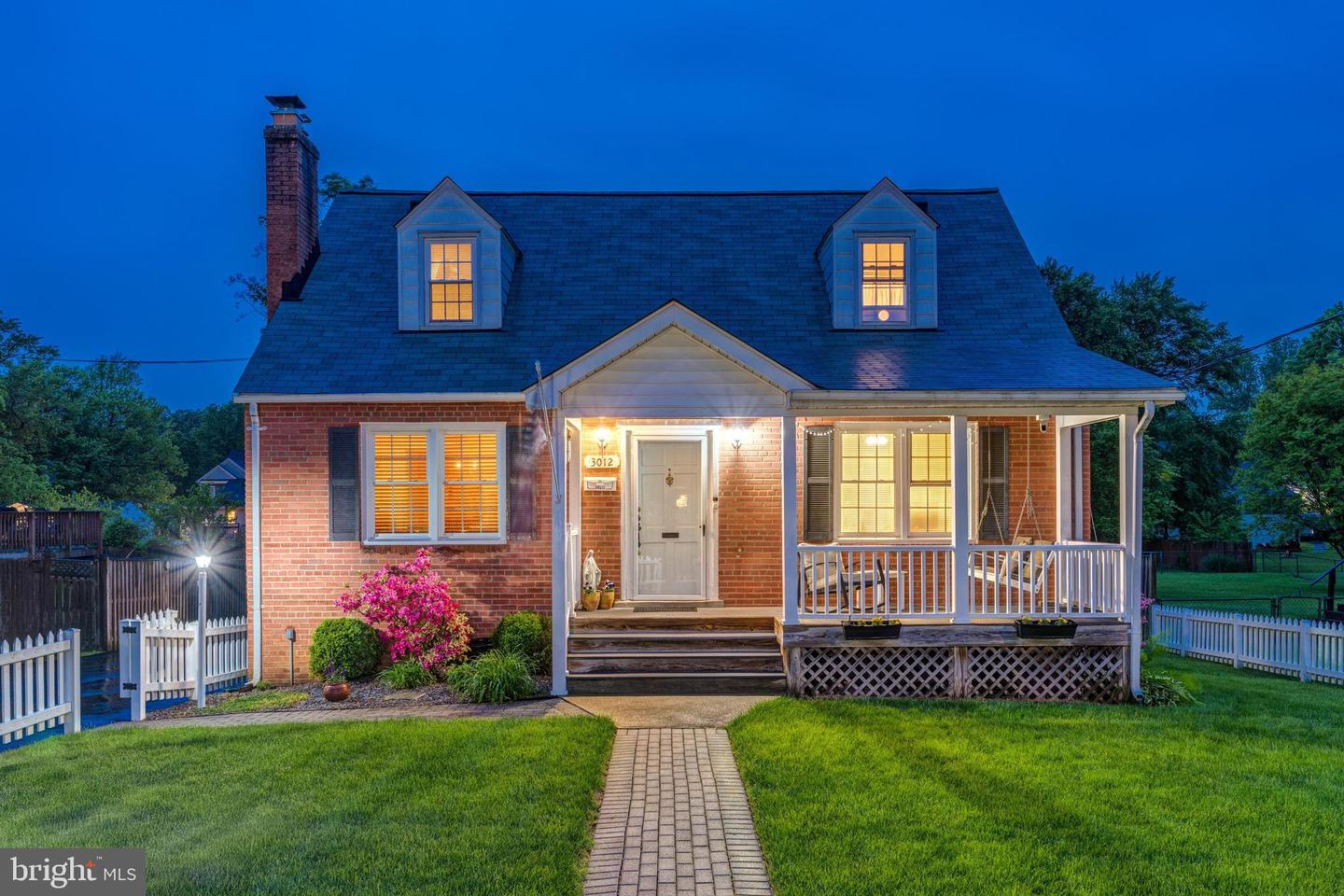 3012 LAWRENCE DR, FALLS CHURCH, Virginia 22042, 3 Bedrooms Bedrooms, ,2 BathroomsBathrooms,Residential,For sale,3012 LAWRENCE DR,VAFX2238402 MLS # VAFX2238402