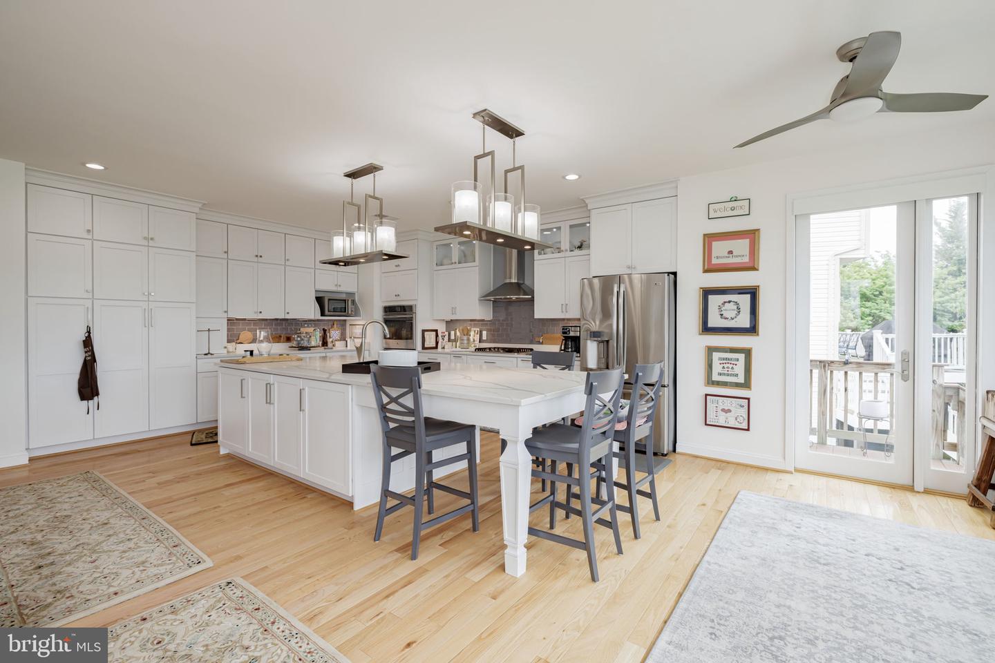 5620 TOWER HILL CIR, ALEXANDRIA, Virginia 22315, 5 Bedrooms Bedrooms, ,3 BathroomsBathrooms,Residential,For sale,5620 TOWER HILL CIR,VAFX2238460 MLS # VAFX2238460