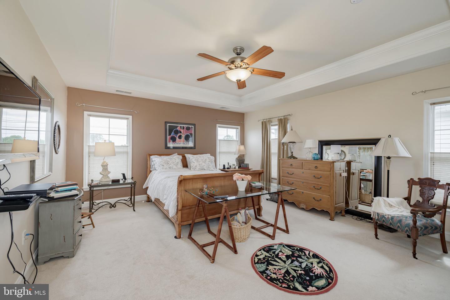 5620 TOWER HILL CIR, ALEXANDRIA, Virginia 22315, 5 Bedrooms Bedrooms, ,3 BathroomsBathrooms,Residential,For sale,5620 TOWER HILL CIR,VAFX2238460 MLS # VAFX2238460