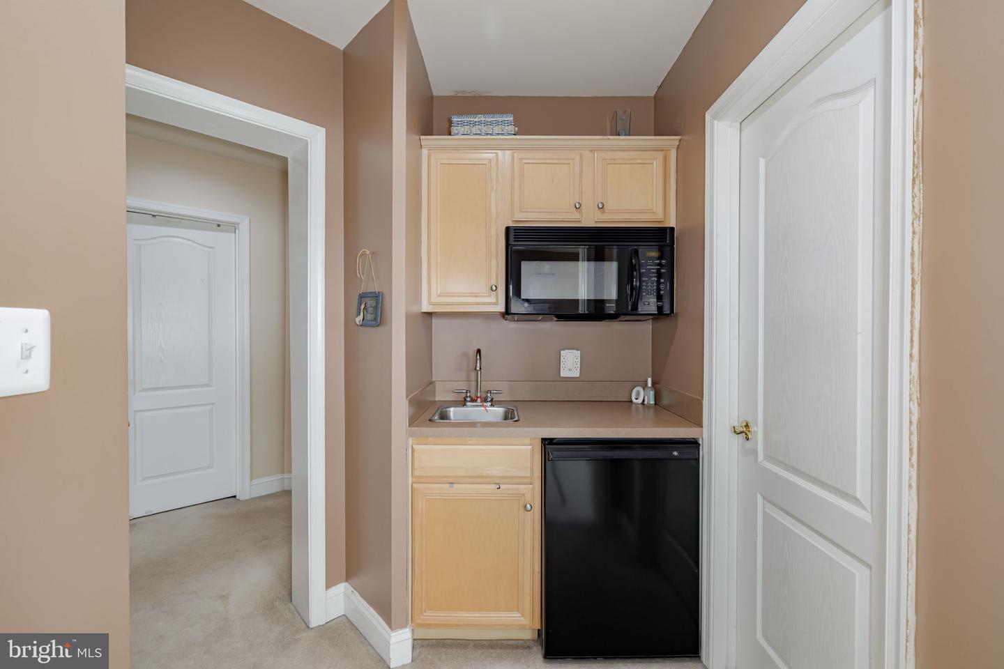 5620 TOWER HILL CIR, ALEXANDRIA, Virginia 22315, 5 Bedrooms Bedrooms, ,3 BathroomsBathrooms,Residential,For sale,5620 TOWER HILL CIR,VAFX2238460 MLS # VAFX2238460