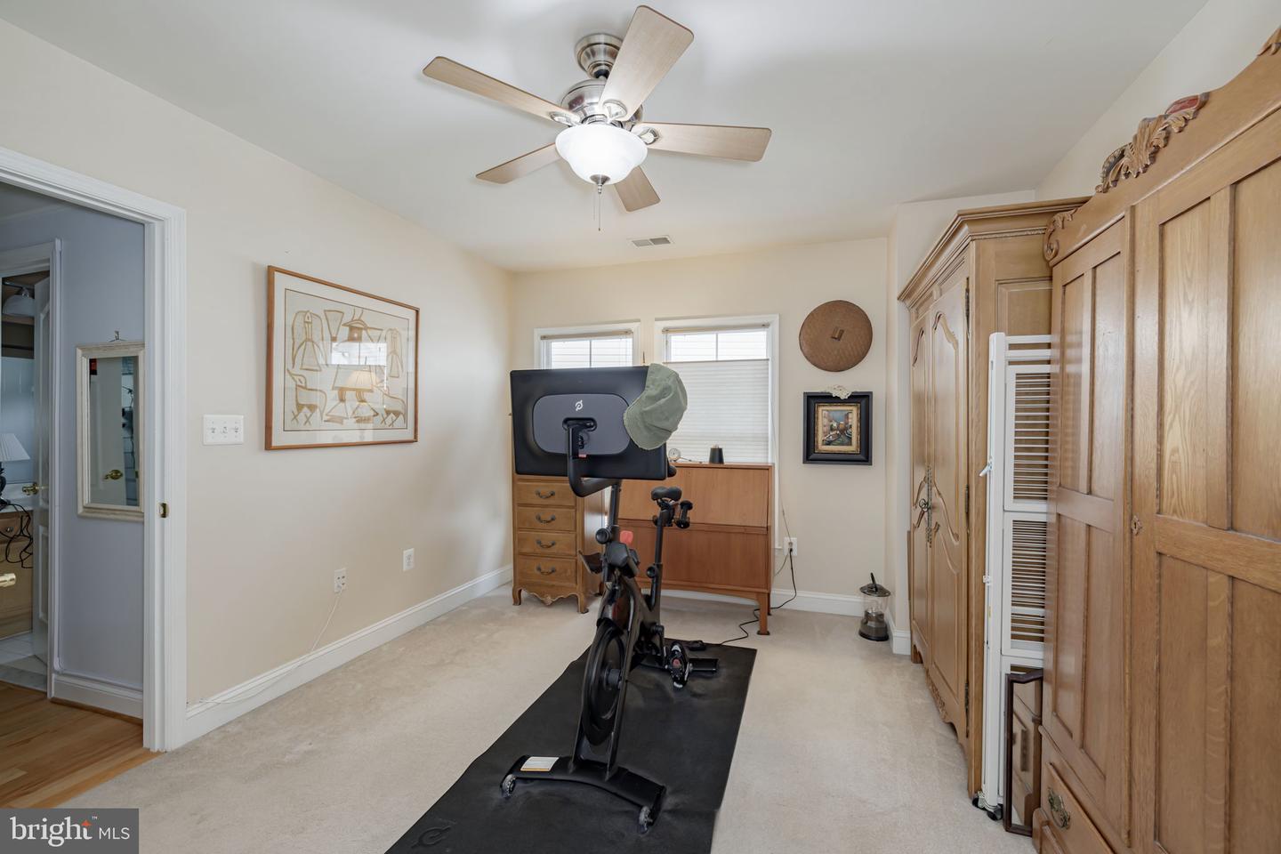 5620 TOWER HILL CIR, ALEXANDRIA, Virginia 22315, 5 Bedrooms Bedrooms, ,3 BathroomsBathrooms,Residential,For sale,5620 TOWER HILL CIR,VAFX2238460 MLS # VAFX2238460