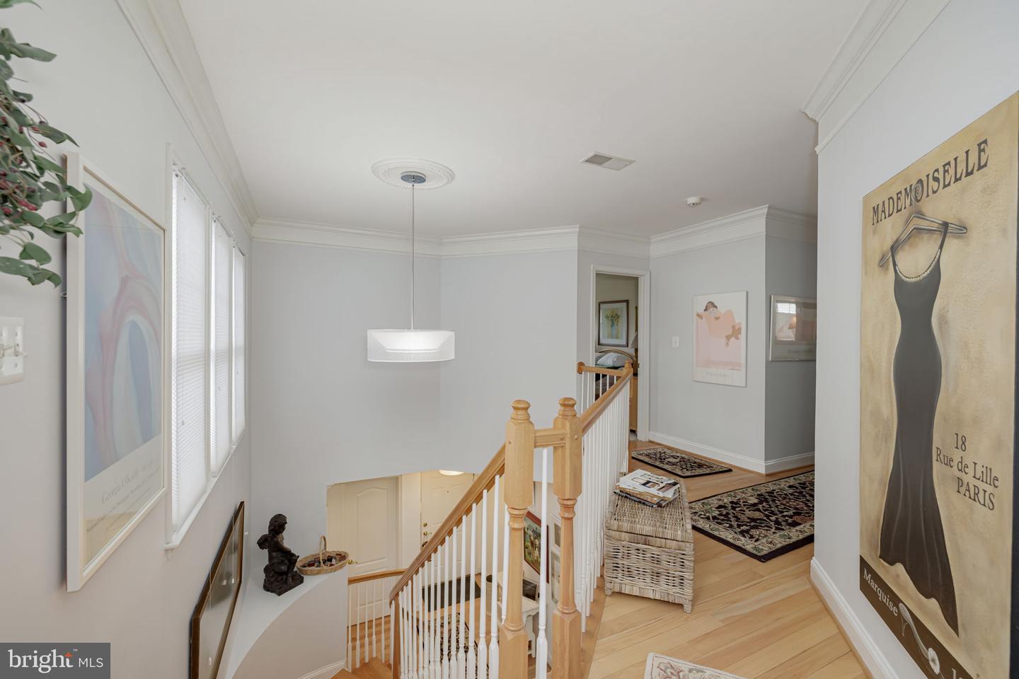 5620 TOWER HILL CIR, ALEXANDRIA, Virginia 22315, 5 Bedrooms Bedrooms, ,3 BathroomsBathrooms,Residential,For sale,5620 TOWER HILL CIR,VAFX2238460 MLS # VAFX2238460