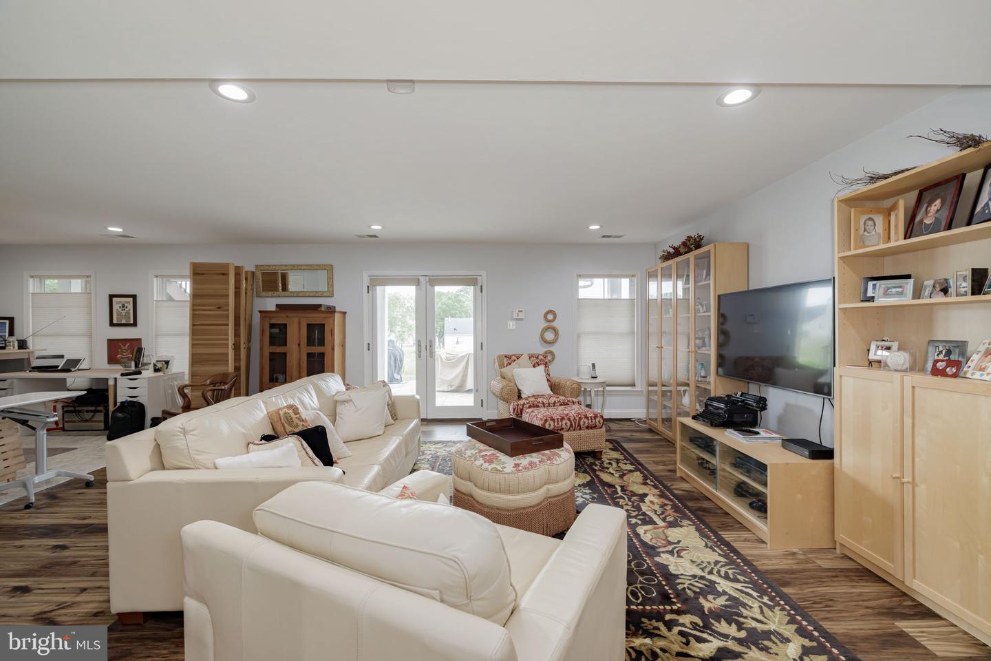 5620 TOWER HILL CIR, ALEXANDRIA, Virginia 22315, 5 Bedrooms Bedrooms, ,3 BathroomsBathrooms,Residential,For sale,5620 TOWER HILL CIR,VAFX2238460 MLS # VAFX2238460