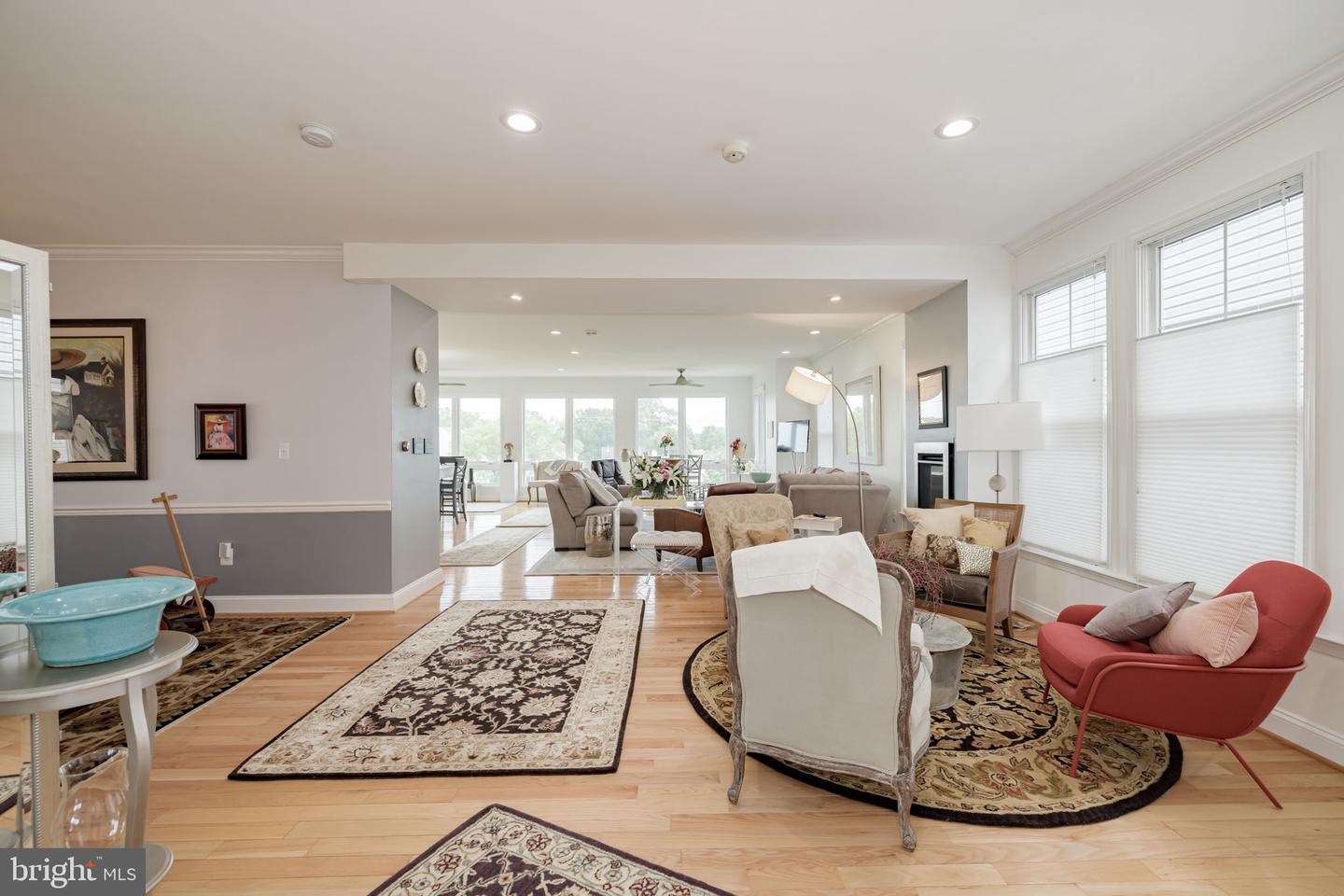 5620 TOWER HILL CIR, ALEXANDRIA, Virginia 22315, 5 Bedrooms Bedrooms, ,3 BathroomsBathrooms,Residential,For sale,5620 TOWER HILL CIR,VAFX2238460 MLS # VAFX2238460