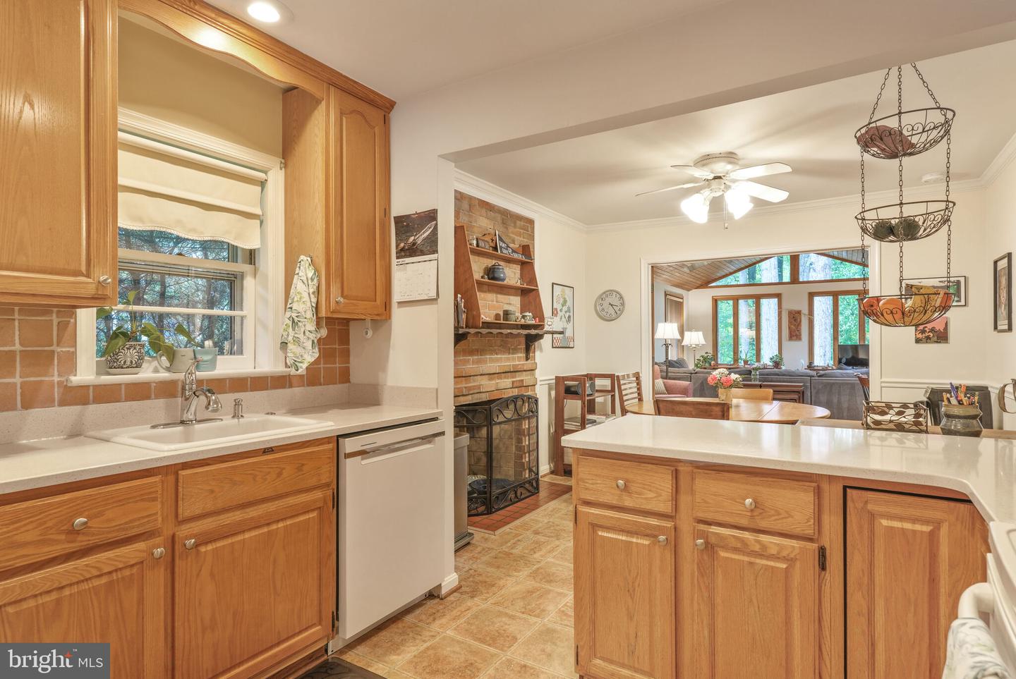 9210 DELLWOOD DR, VIENNA, Virginia 22180, 4 Bedrooms Bedrooms, ,2 BathroomsBathrooms,Residential,For sale,9210 DELLWOOD DR,VAFX2238530 MLS # VAFX2238530