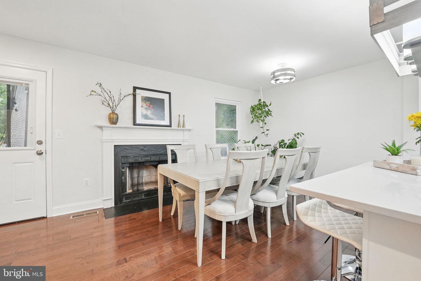 1115 PLAYER WAY, HERNDON, Virginia 20170, 3 Bedrooms Bedrooms, ,2 BathroomsBathrooms,Residential,For sale,1115 PLAYER WAY,VAFX2238558 MLS # VAFX2238558