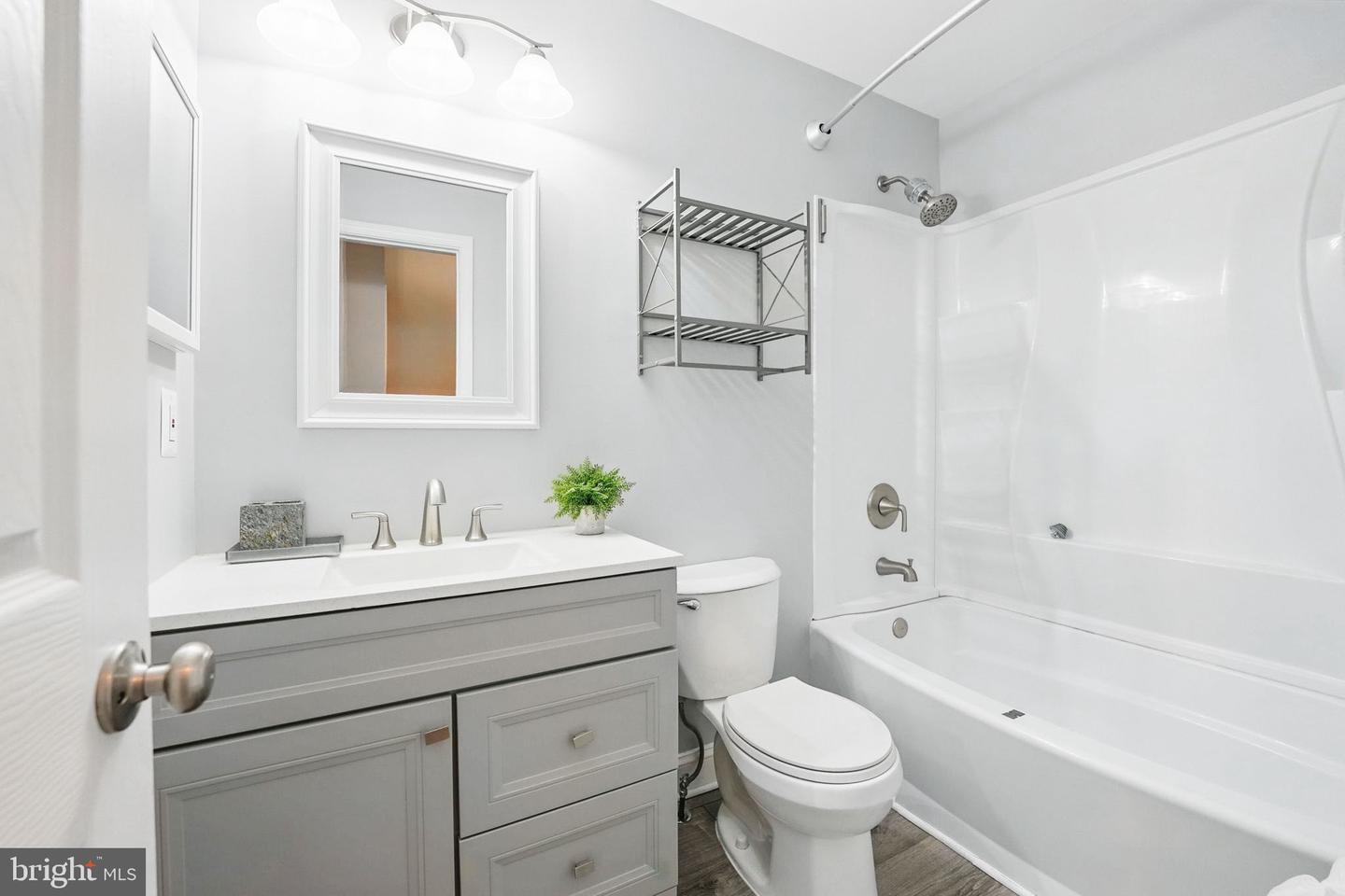 1115 PLAYER WAY, HERNDON, Virginia 20170, 3 Bedrooms Bedrooms, ,2 BathroomsBathrooms,Residential,For sale,1115 PLAYER WAY,VAFX2238558 MLS # VAFX2238558