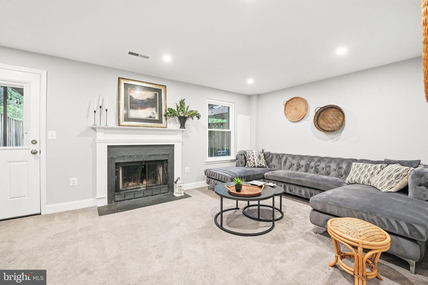 1115 PLAYER WAY, HERNDON, Virginia 20170, 3 Bedrooms Bedrooms, ,2 BathroomsBathrooms,Residential,For sale,1115 PLAYER WAY,VAFX2238558 MLS # VAFX2238558
