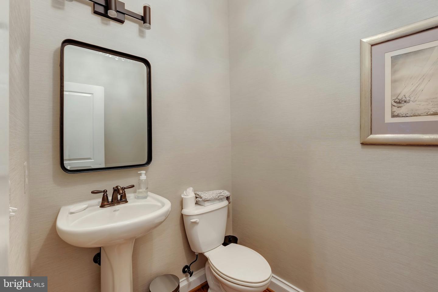 7312 GORDONS RD, FALLS CHURCH, Virginia 22043, 7 Bedrooms Bedrooms, ,7 BathroomsBathrooms,Residential,For sale,7312 GORDONS RD,VAFX2238566 MLS # VAFX2238566