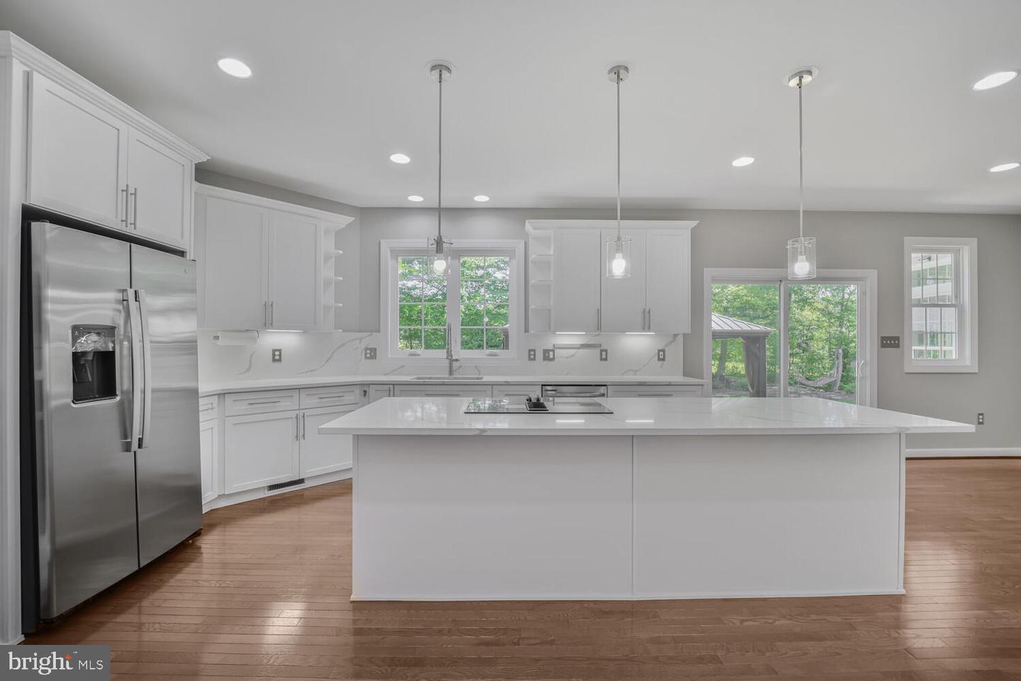 7634 BELMONT LANDING RD, LORTON, Virginia 22079, 7 Bedrooms Bedrooms, ,6 BathroomsBathrooms,Residential,For sale,7634 BELMONT LANDING RD,VAFX2238656 MLS # VAFX2238656