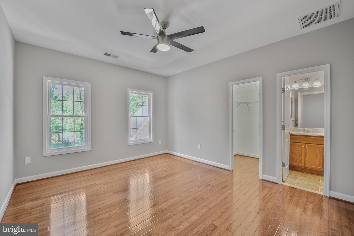 7634 BELMONT LANDING RD, LORTON, Virginia 22079, 7 Bedrooms Bedrooms, ,6 BathroomsBathrooms,Residential,For sale,7634 BELMONT LANDING RD,VAFX2238656 MLS # VAFX2238656