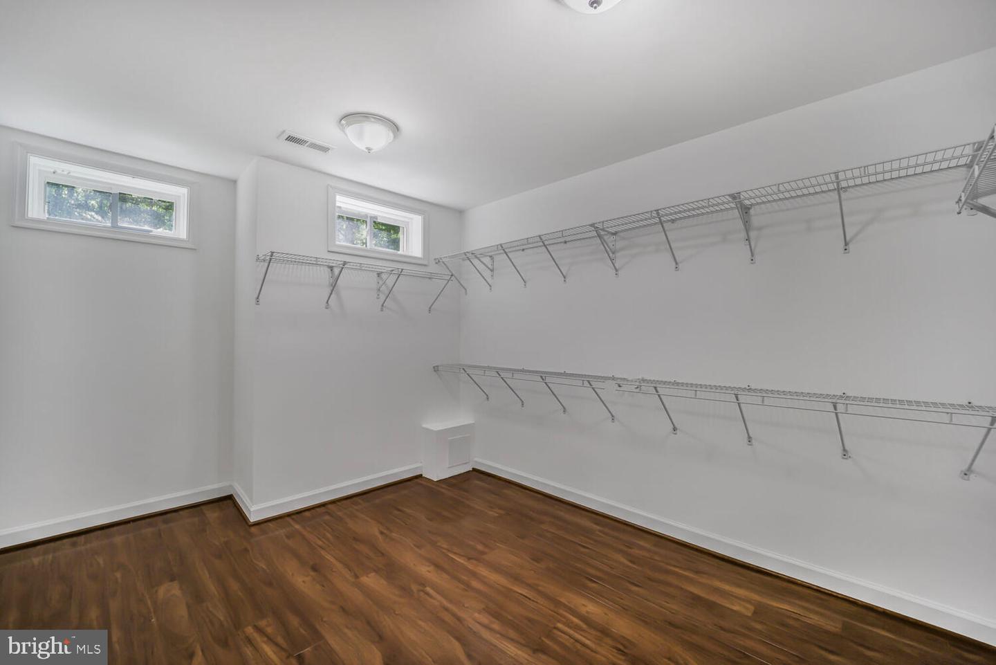7634 BELMONT LANDING RD, LORTON, Virginia 22079, 7 Bedrooms Bedrooms, ,6 BathroomsBathrooms,Residential,For sale,7634 BELMONT LANDING RD,VAFX2238656 MLS # VAFX2238656