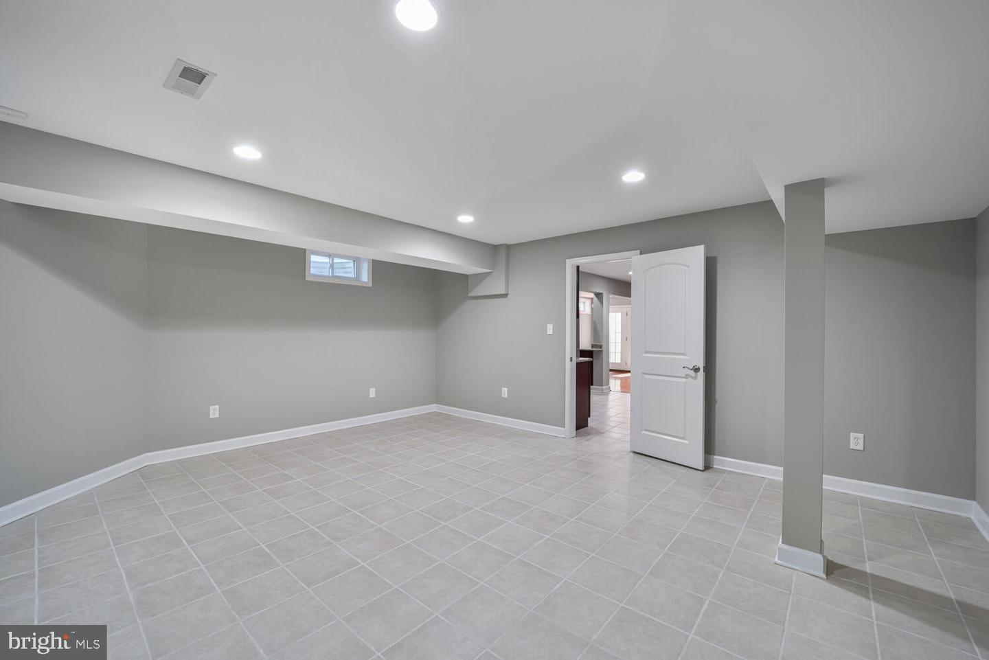 7634 BELMONT LANDING RD, LORTON, Virginia 22079, 7 Bedrooms Bedrooms, ,6 BathroomsBathrooms,Residential,For sale,7634 BELMONT LANDING RD,VAFX2238656 MLS # VAFX2238656