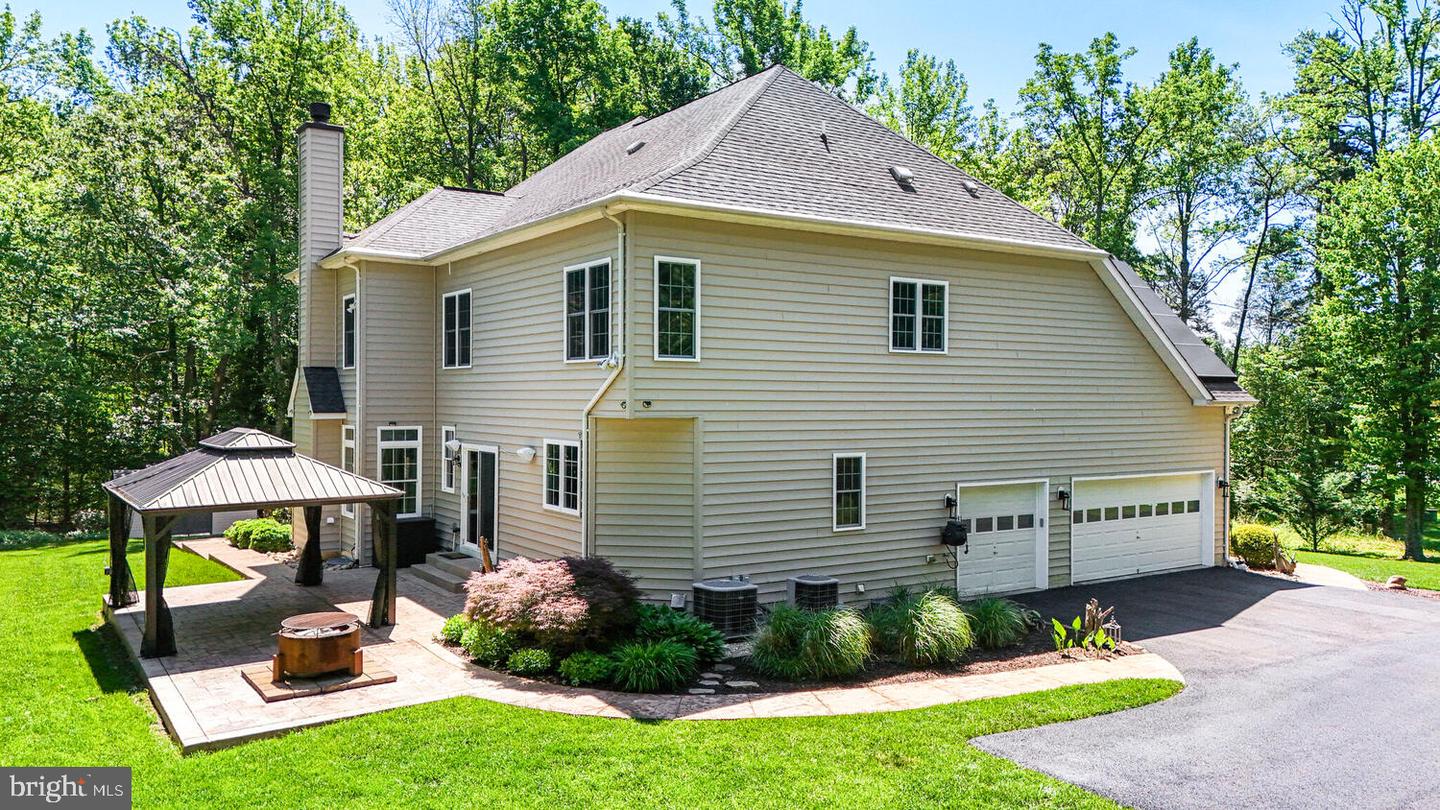 7634 BELMONT LANDING RD, LORTON, Virginia 22079, 7 Bedrooms Bedrooms, ,6 BathroomsBathrooms,Residential,For sale,7634 BELMONT LANDING RD,VAFX2238656 MLS # VAFX2238656