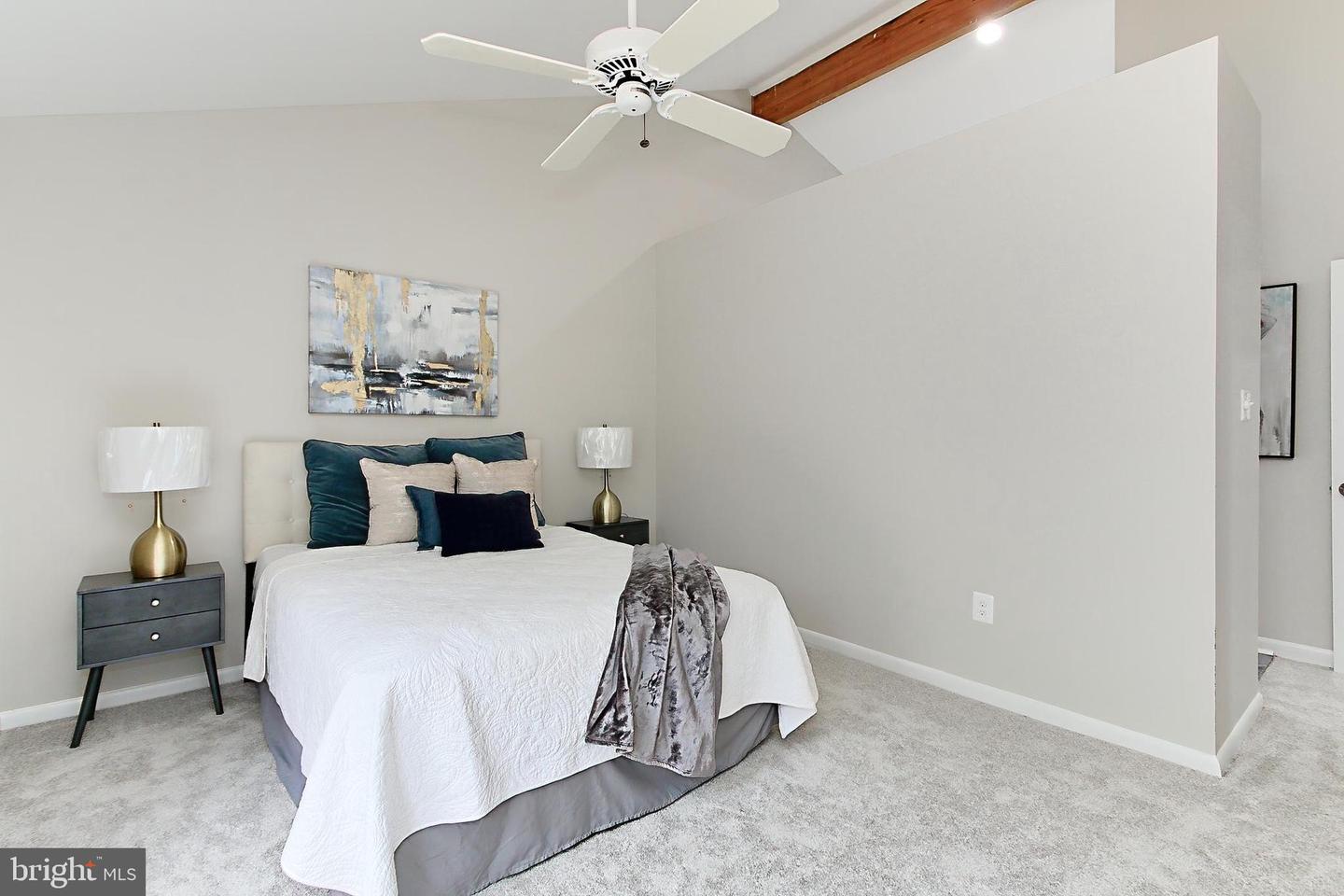 5284 DAVIS FORD RD, WOODBRIDGE, Virginia 22192, 3 Bedrooms Bedrooms, ,2 BathroomsBathrooms,Residential,For sale,5284 DAVIS FORD RD,VAPW2085106 MLS # VAPW2085106