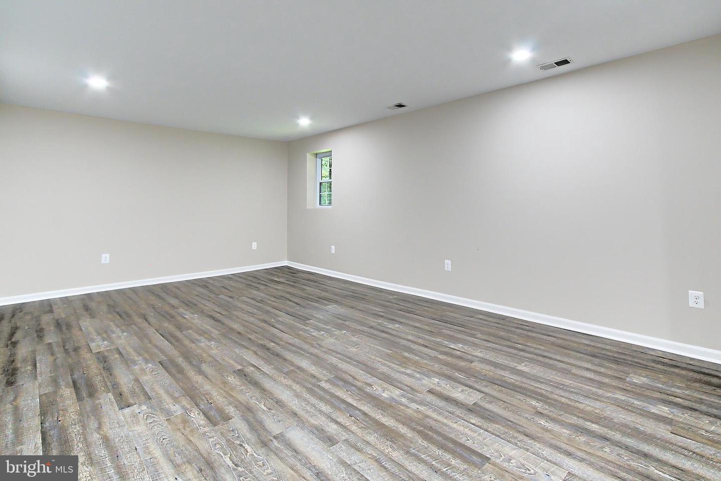 5284 DAVIS FORD RD, WOODBRIDGE, Virginia 22192, 3 Bedrooms Bedrooms, ,2 BathroomsBathrooms,Residential,For sale,5284 DAVIS FORD RD,VAPW2085106 MLS # VAPW2085106