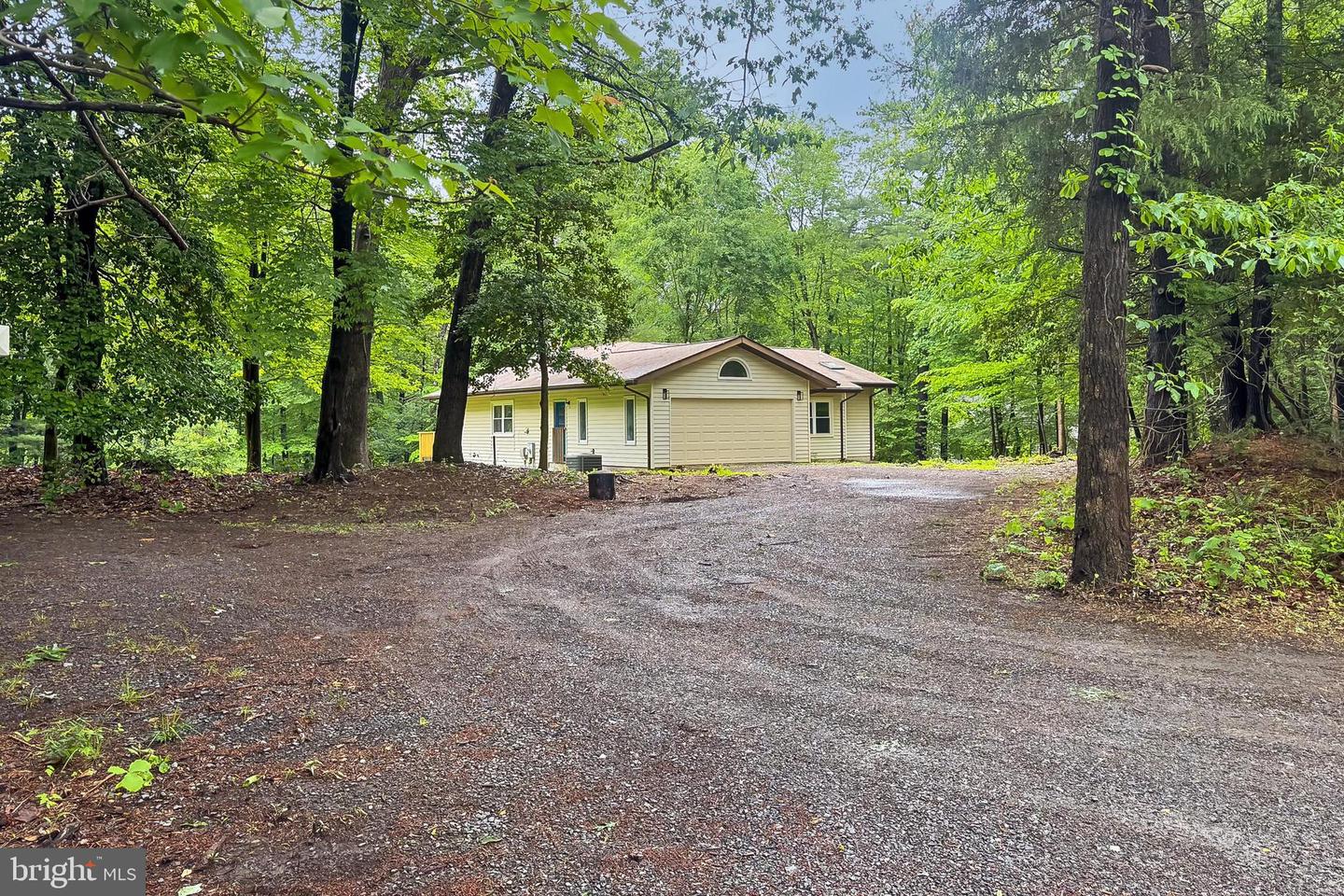 5284 DAVIS FORD RD, WOODBRIDGE, Virginia 22192, 3 Bedrooms Bedrooms, ,2 BathroomsBathrooms,Residential,For sale,5284 DAVIS FORD RD,VAPW2085106 MLS # VAPW2085106