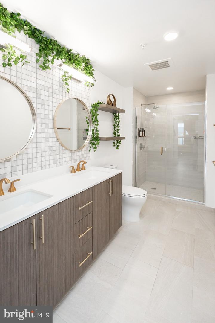 1211 VAN ST SE #1211, WASHINGTON, District Of Columbia 20003, 2 Bedrooms Bedrooms, ,2 BathroomsBathrooms,Residential,For sale,1211 VAN ST SE #1211,DCDC2174370 MLS # DCDC2174370