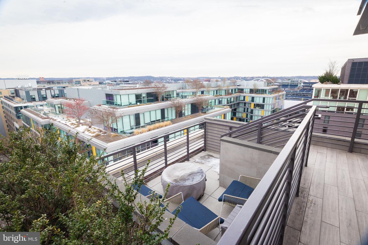 1211 VAN ST SE #1211, WASHINGTON, District Of Columbia 20003, 2 Bedrooms Bedrooms, ,2 BathroomsBathrooms,Residential,For sale,1211 VAN ST SE #1211,DCDC2174370 MLS # DCDC2174370