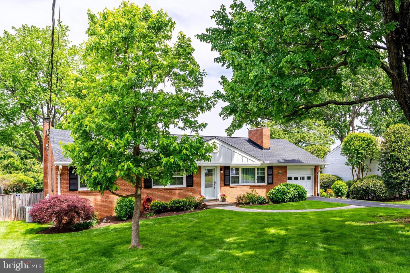 1243 KURTZ RD, MCLEAN, Virginia 22101, ,Land,For sale,1243 KURTZ RD,VAFX2240474 MLS # VAFX2240474