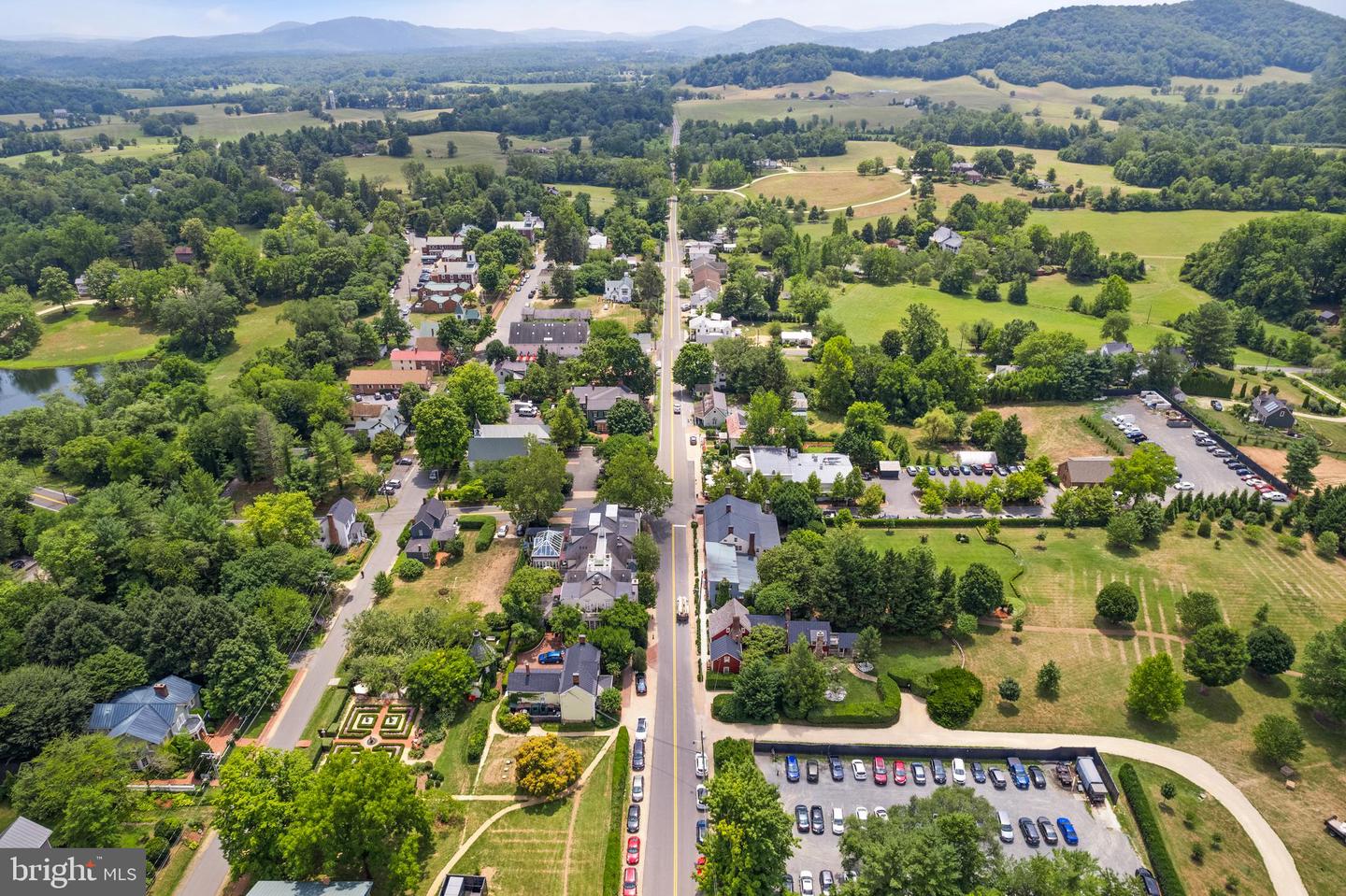 AILEEN ROAD, FLINT HILL, Virginia 22627, ,Land,For sale,AILEEN ROAD,VARP2002090 MLS # VARP2002090