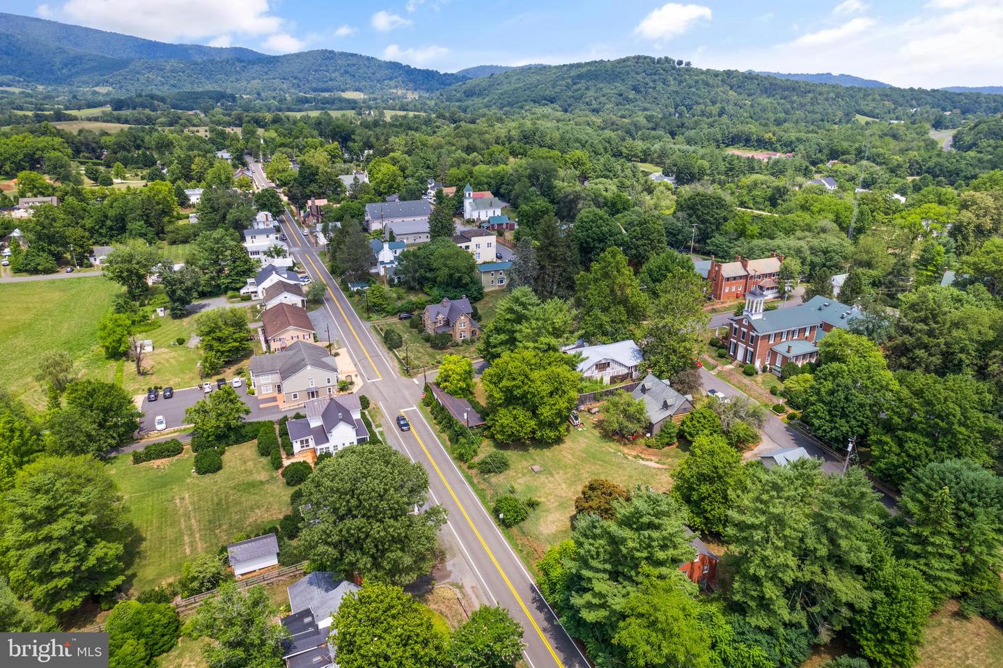AILEEN ROAD, FLINT HILL, Virginia 22627, ,Land,For sale,AILEEN ROAD,VARP2002090 MLS # VARP2002090
