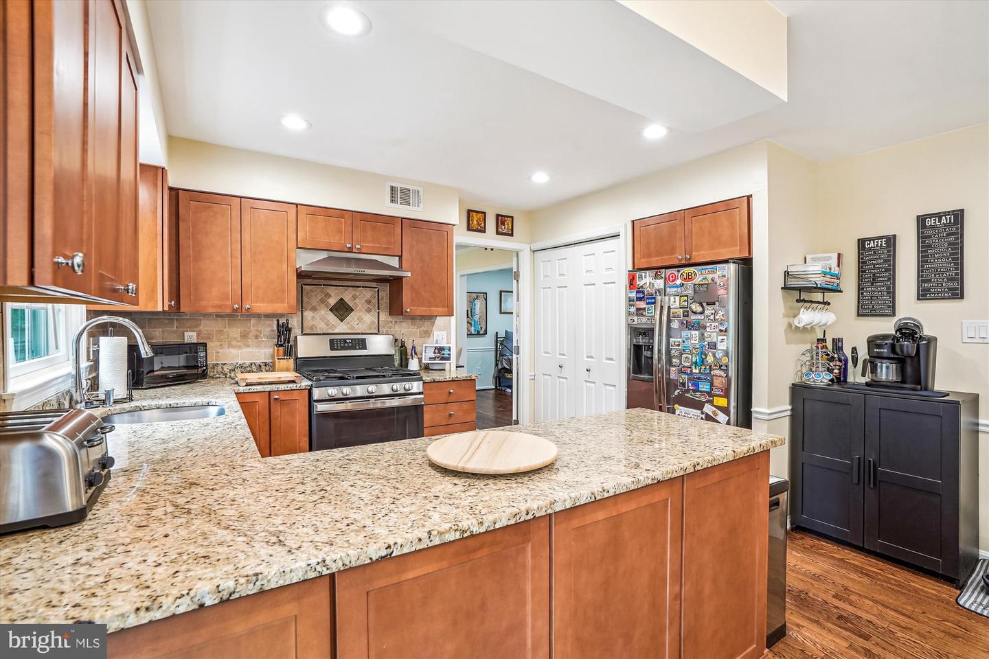 5427 RILIAN CT, BURKE, Virginia 22015, 4 Bedrooms Bedrooms, ,2 BathroomsBathrooms,Residential,For sale,5427 RILIAN CT,VAFX2221422 MLS # VAFX2221422
