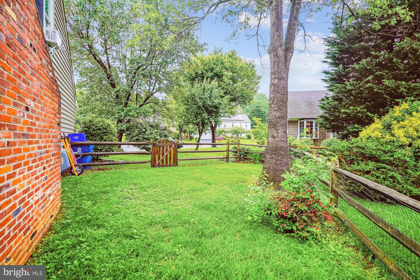 5427 RILIAN CT, BURKE, Virginia 22015, 4 Bedrooms Bedrooms, ,2 BathroomsBathrooms,Residential,For sale,5427 RILIAN CT,VAFX2221422 MLS # VAFX2221422
