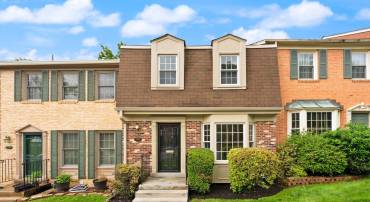7315 ROCKFORD DR, FALLS CHURCH, Virginia 22043, 3 Bedrooms Bedrooms, ,3 BathroomsBathrooms,Residential,For sale,7315 ROCKFORD DR,VAFX2223636 MLS # VAFX2223636