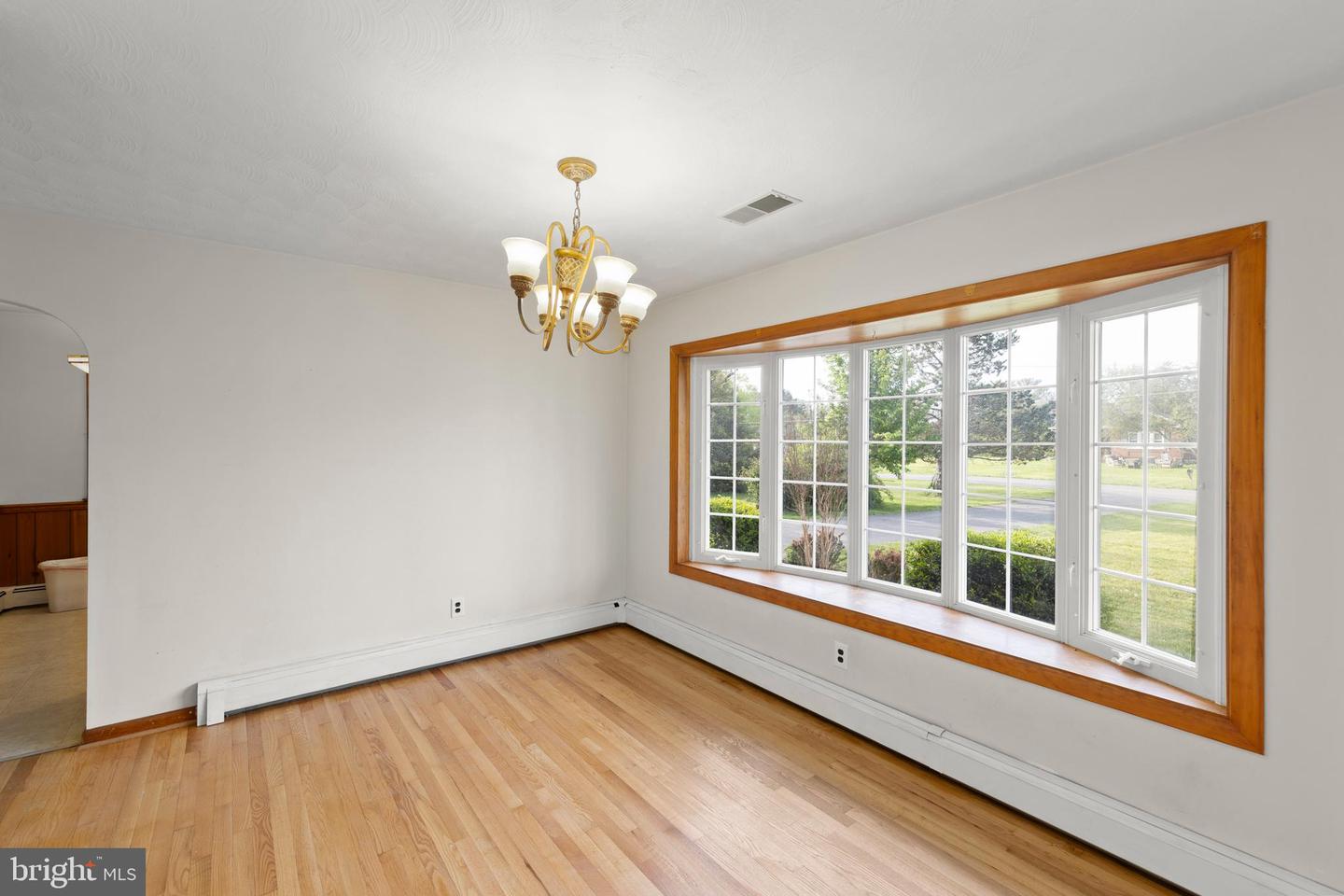 2243 BRUCETOWN RD, CLEAR BROOK, Virginia 22624, 3 Bedrooms Bedrooms, ,1 BathroomBathrooms,Residential,For sale,2243 BRUCETOWN RD,VAFV2024692 MLS # VAFV2024692