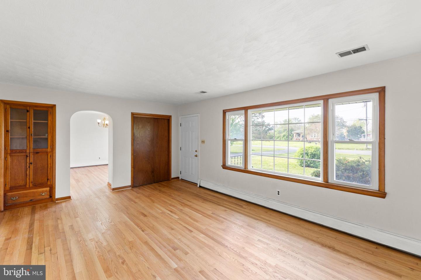 2243 BRUCETOWN RD, CLEAR BROOK, Virginia 22624, 3 Bedrooms Bedrooms, ,1 BathroomBathrooms,Residential,For sale,2243 BRUCETOWN RD,VAFV2024692 MLS # VAFV2024692