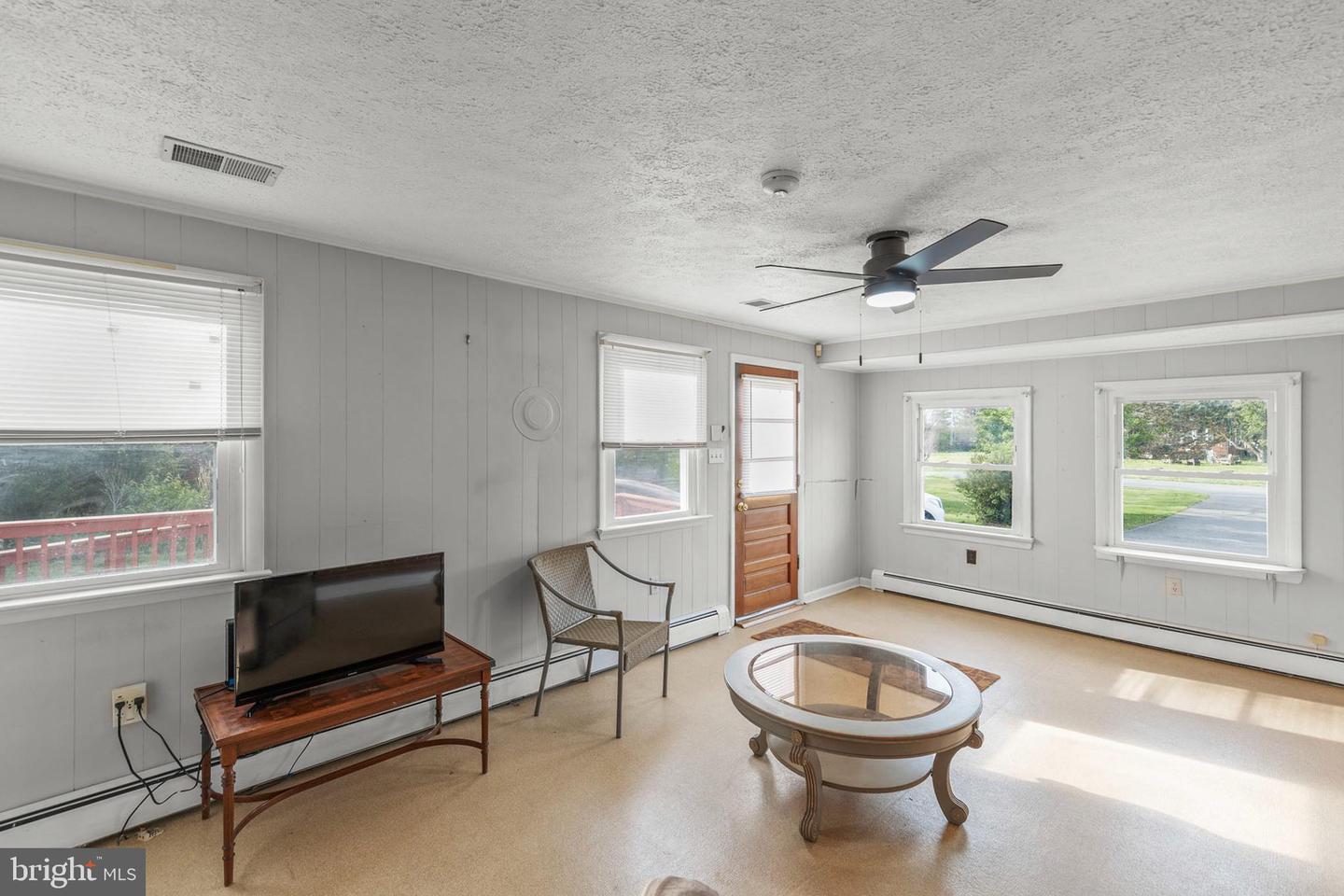 2243 BRUCETOWN RD, CLEAR BROOK, Virginia 22624, 3 Bedrooms Bedrooms, ,1 BathroomBathrooms,Residential,For sale,2243 BRUCETOWN RD,VAFV2024692 MLS # VAFV2024692