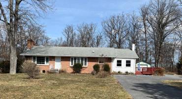 2243 BRUCETOWN RD, CLEAR BROOK, Virginia 22624, 3 Bedrooms Bedrooms, ,1 BathroomBathrooms,Residential,For sale,2243 BRUCETOWN RD,VAFV2024692 MLS # VAFV2024692