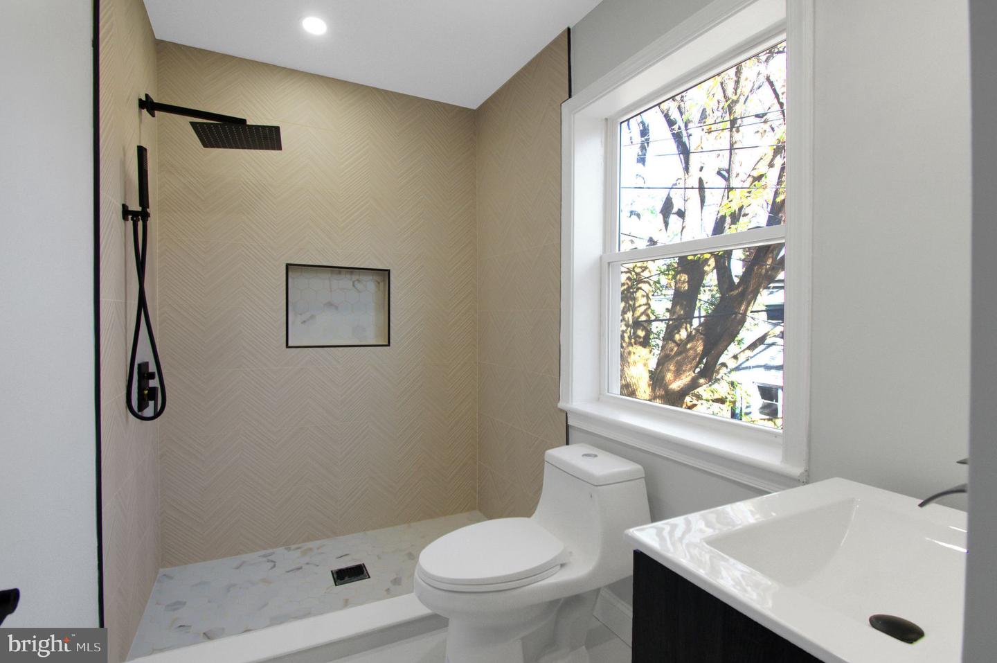 1354 TALBERT TER SE, WASHINGTON, District Of Columbia 20020, 4 Bedrooms Bedrooms, ,2 BathroomsBathrooms,Residential,For sale,1354 TALBERT TER SE,DCDC2188168 MLS # DCDC2188168