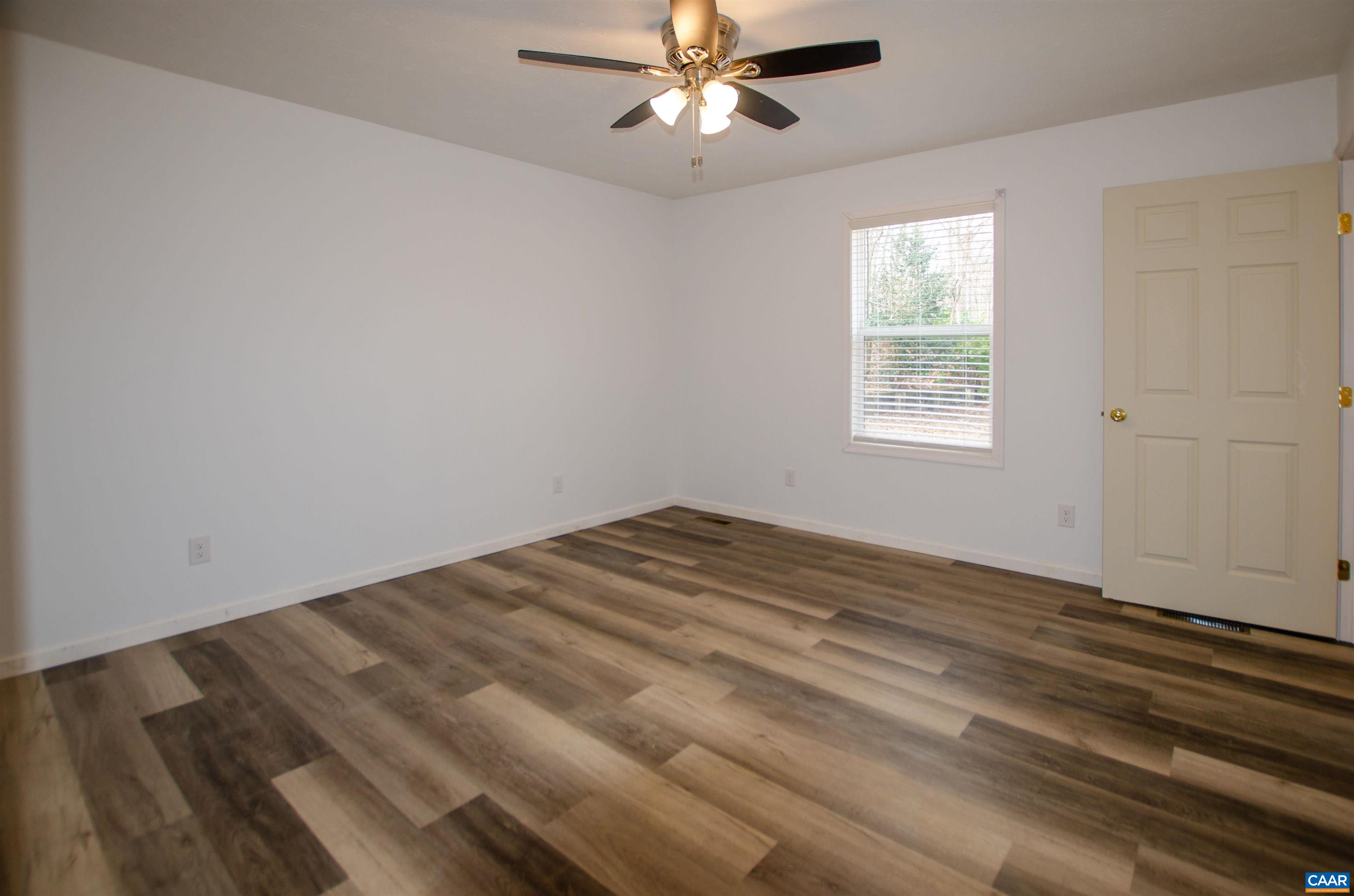 29 HORSESHOE MOUNTAIN RD, ROSELAND, Virginia 22967, 2 Bedrooms Bedrooms, ,2 BathroomsBathrooms,Residential,Like New Panoramic Mountain View Cottage Amazing L,29 HORSESHOE MOUNTAIN RD,661841 MLS # 661841