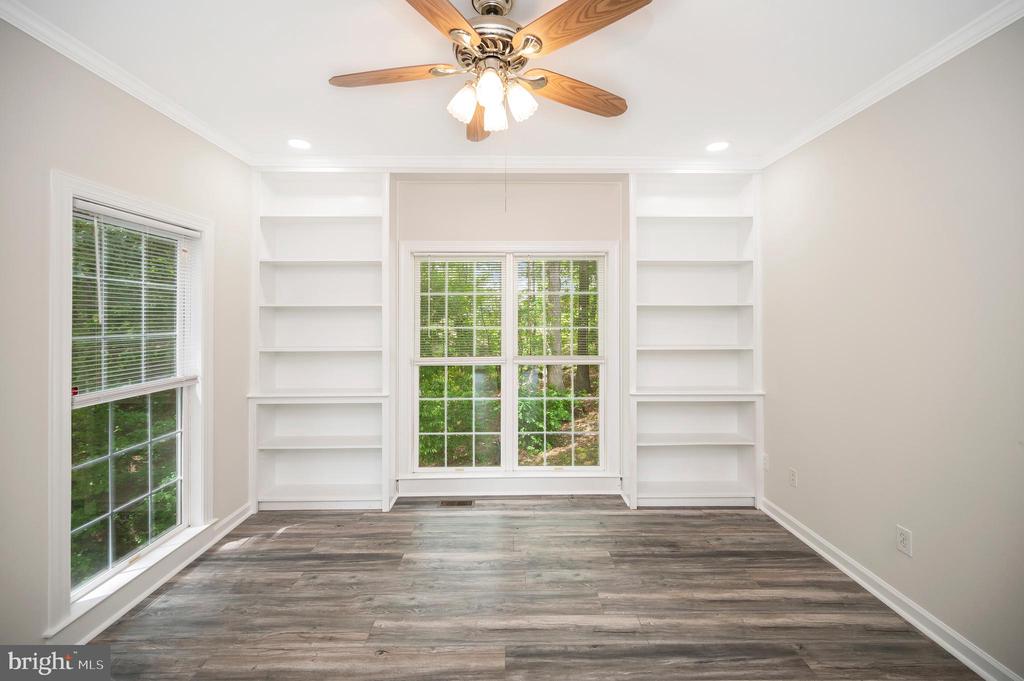 3715 FAIRWAYS CT, FREDERICKSBURG, Virginia 22408, 4 Bedrooms Bedrooms, ,3 BathroomsBathrooms,Residential,3715 FAIRWAYS CT,VASP2033148 MLS # VASP2033148