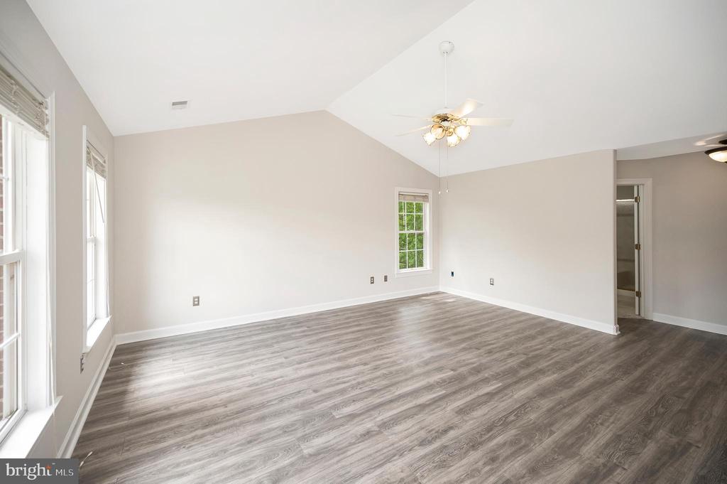 3715 FAIRWAYS CT, FREDERICKSBURG, Virginia 22408, 4 Bedrooms Bedrooms, ,3 BathroomsBathrooms,Residential,3715 FAIRWAYS CT,VASP2033148 MLS # VASP2033148