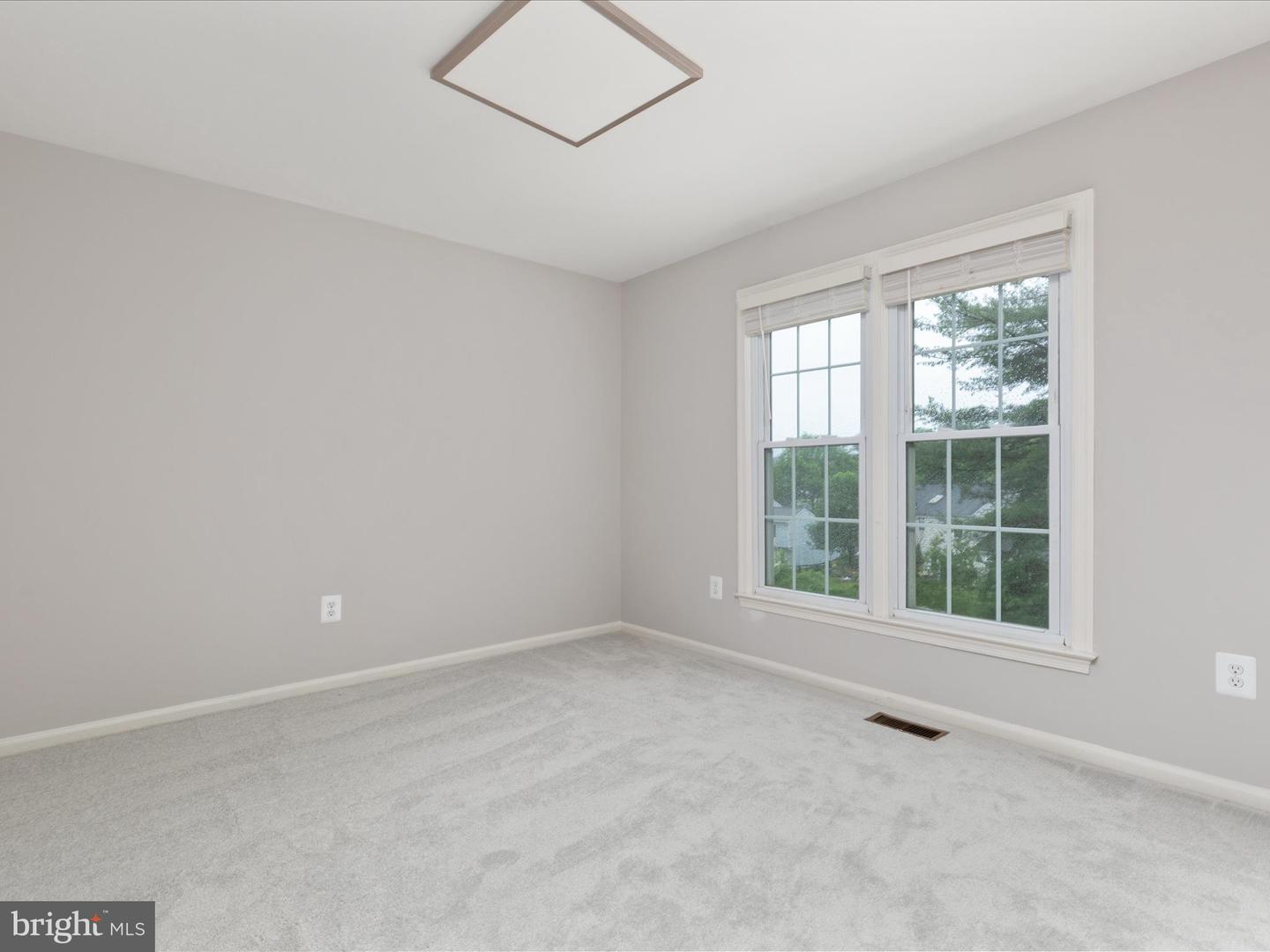 14 MUCKLEHANY LN, STERLING, Virginia 20165, 4 Bedrooms Bedrooms, ,2 BathroomsBathrooms,Residential,For sale,14 MUCKLEHANY LN,VALO2091580 MLS # VALO2091580