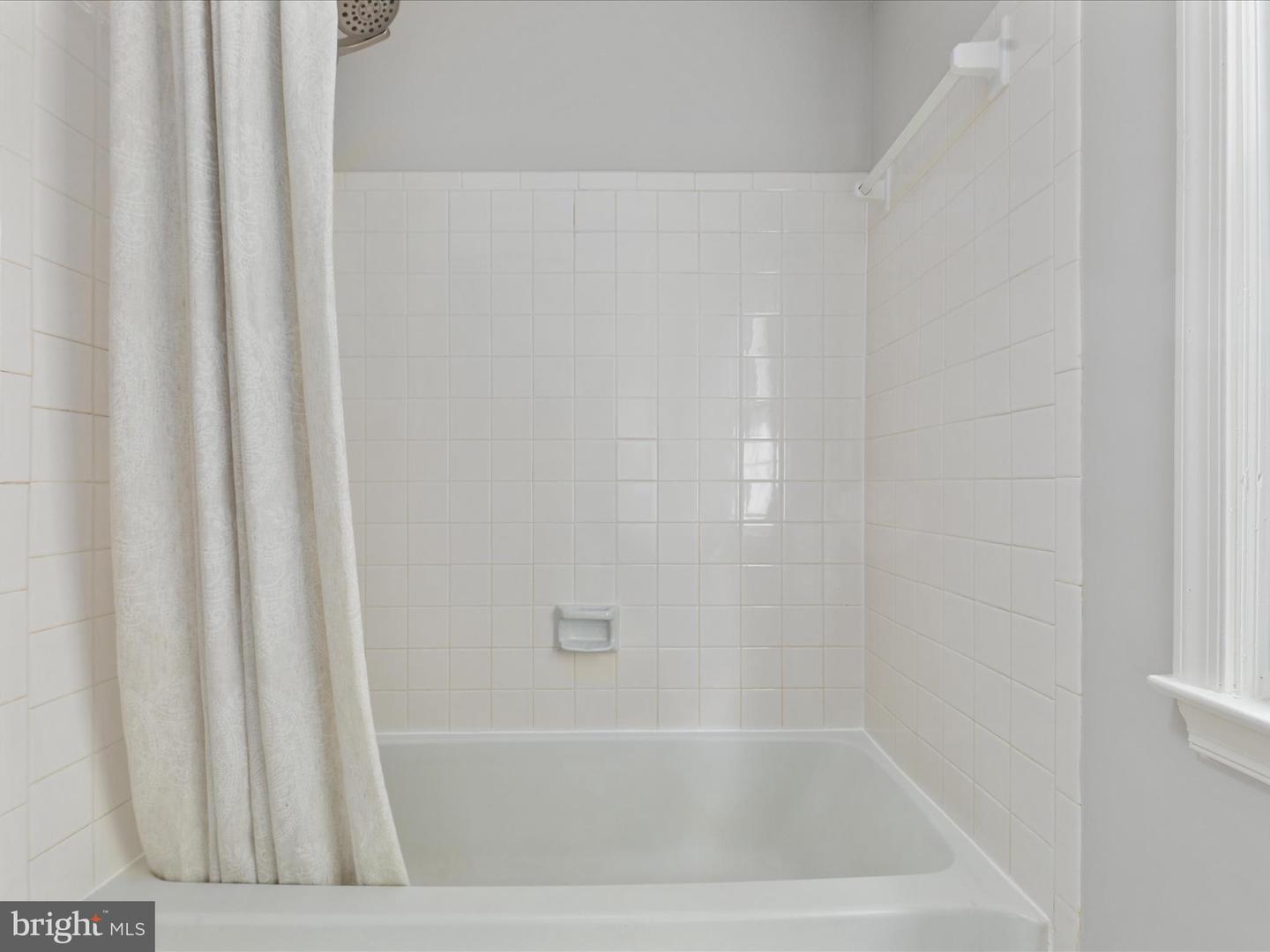 14 MUCKLEHANY LN, STERLING, Virginia 20165, 4 Bedrooms Bedrooms, ,2 BathroomsBathrooms,Residential,For sale,14 MUCKLEHANY LN,VALO2091580 MLS # VALO2091580