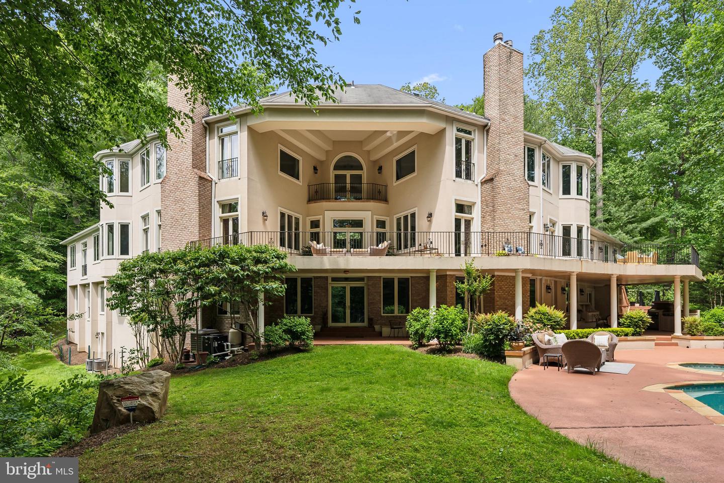 1342 POTOMAC SCHOOL RD, MCLEAN, Virginia 22101, 8 Bedrooms Bedrooms, ,7 BathroomsBathrooms,Residential,For sale,1342 POTOMAC SCHOOL RD,VAFX2229086 MLS # VAFX2229086