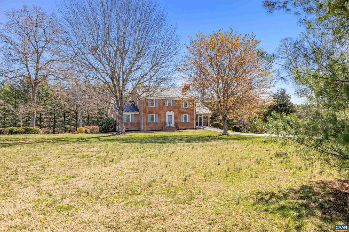 7928 A HOWARDSVILLE RD, SCOTTSVILLE, Virginia 24562, 4 Bedrooms Bedrooms, ,2 BathroomsBathrooms,Residential,For sale,7928 A HOWARDSVILLE RD,662455 MLS # 662455