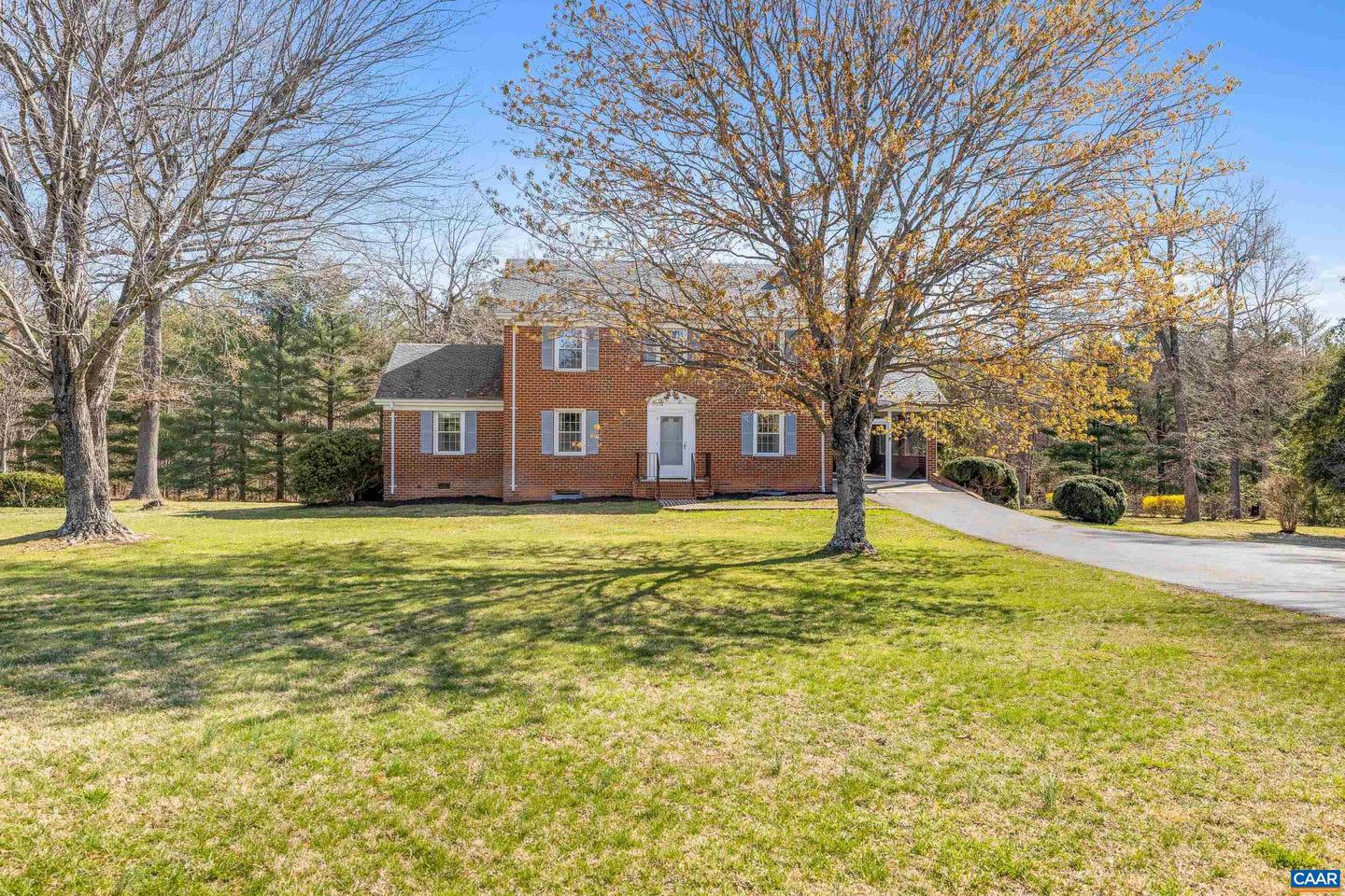 7928 A HOWARDSVILLE RD, SCOTTSVILLE, Virginia 24562, 4 Bedrooms Bedrooms, ,2 BathroomsBathrooms,Residential,For sale,7928 A HOWARDSVILLE RD,662455 MLS # 662455